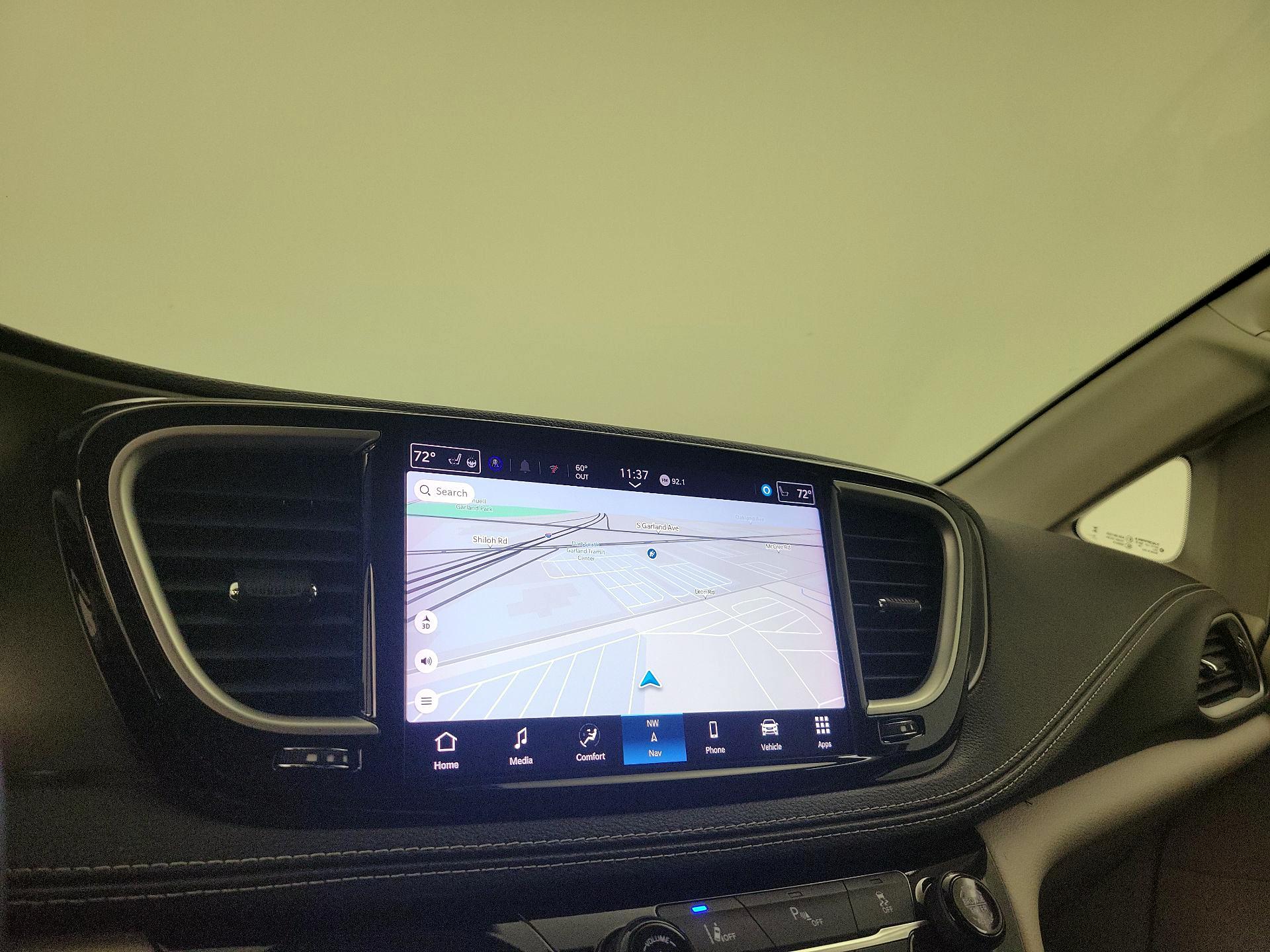 Thumbnail: 2024 Chrysler Pacifica - 14