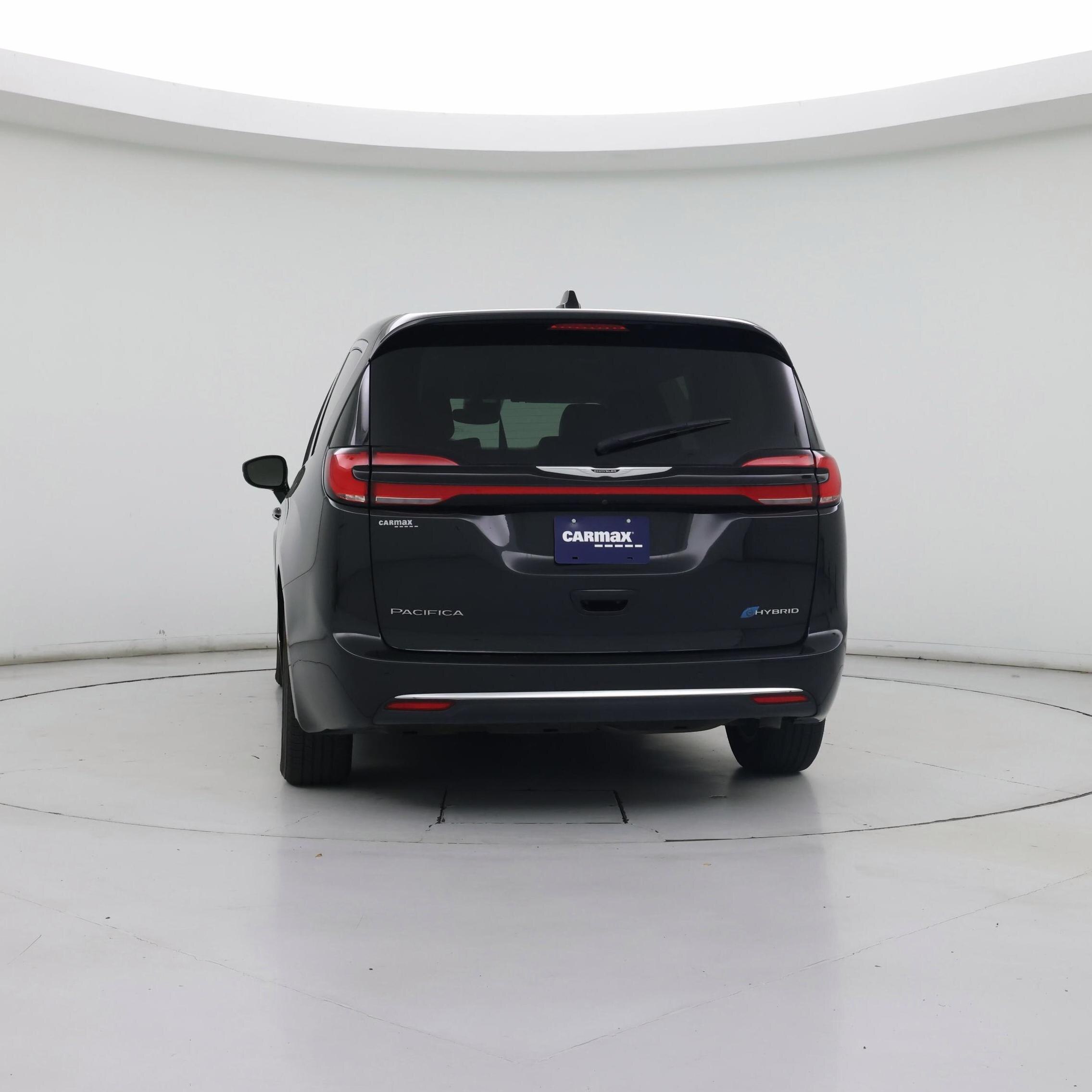 Thumbnail: 2024 Chrysler Pacifica - 6