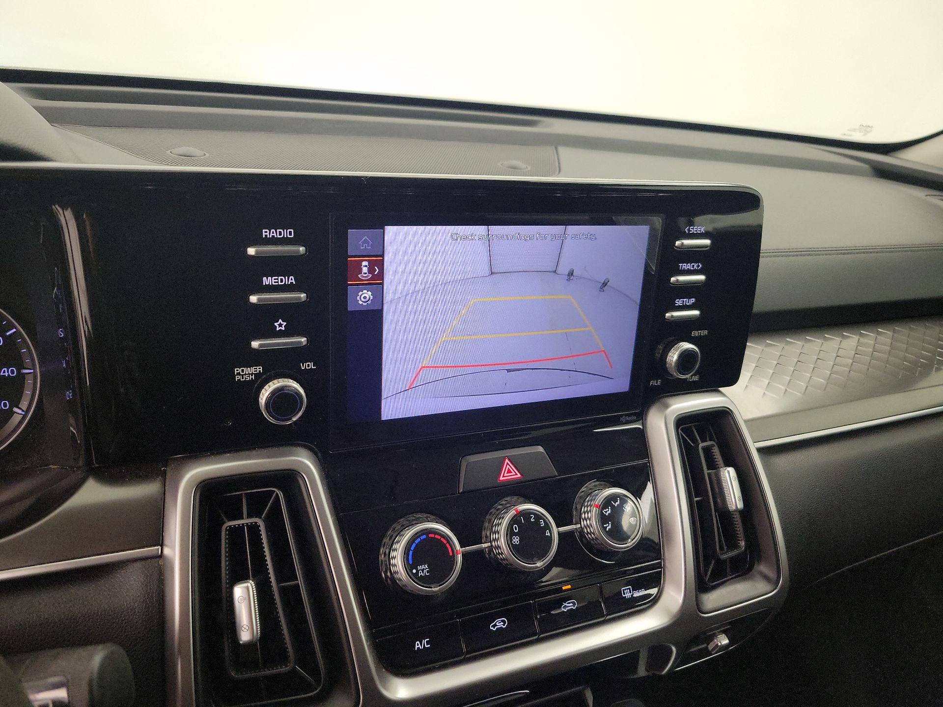 Thumbnail: 2022 Kia Sorento - 14