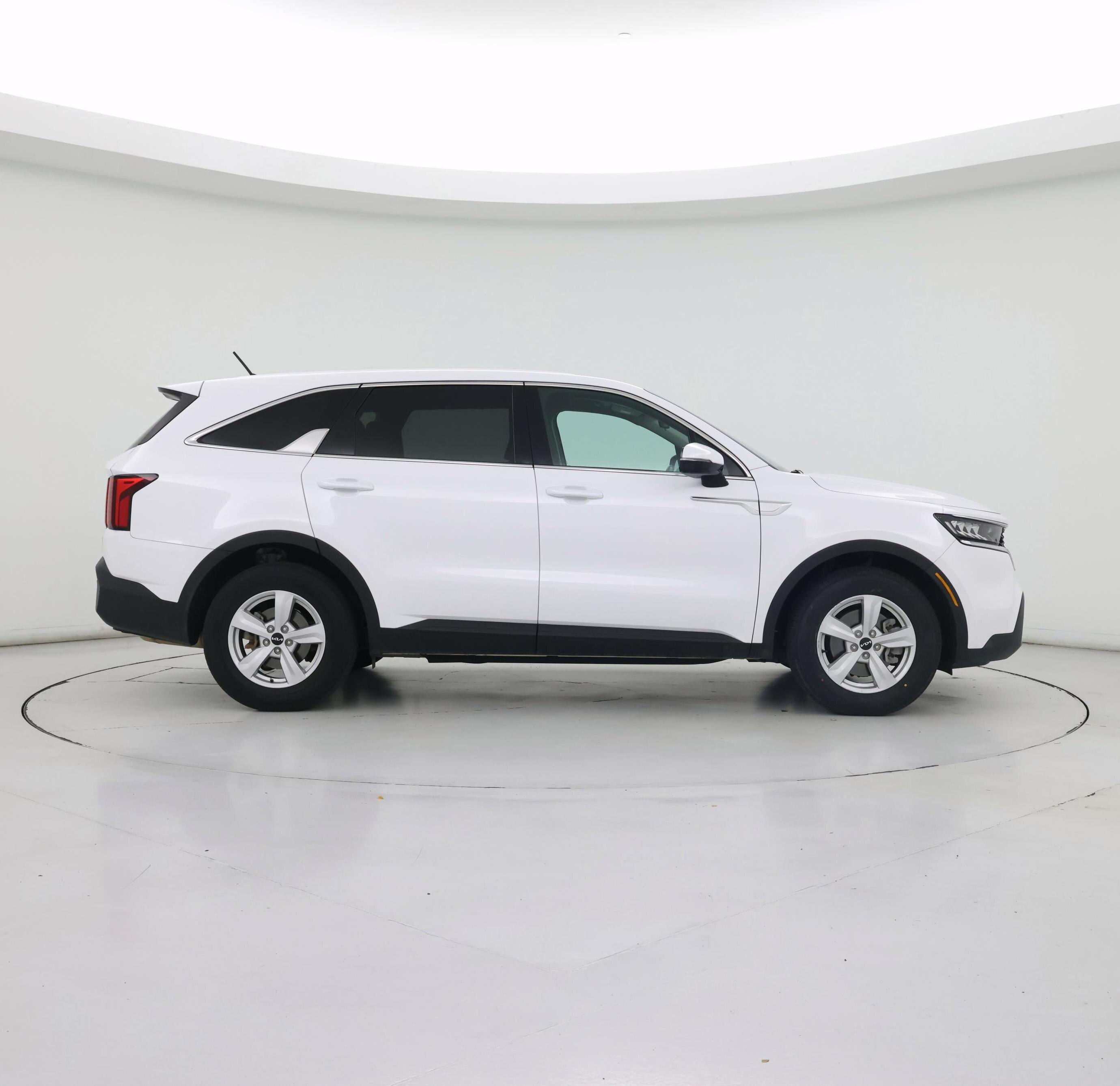 Thumbnail: 2022 Kia Sorento - 7