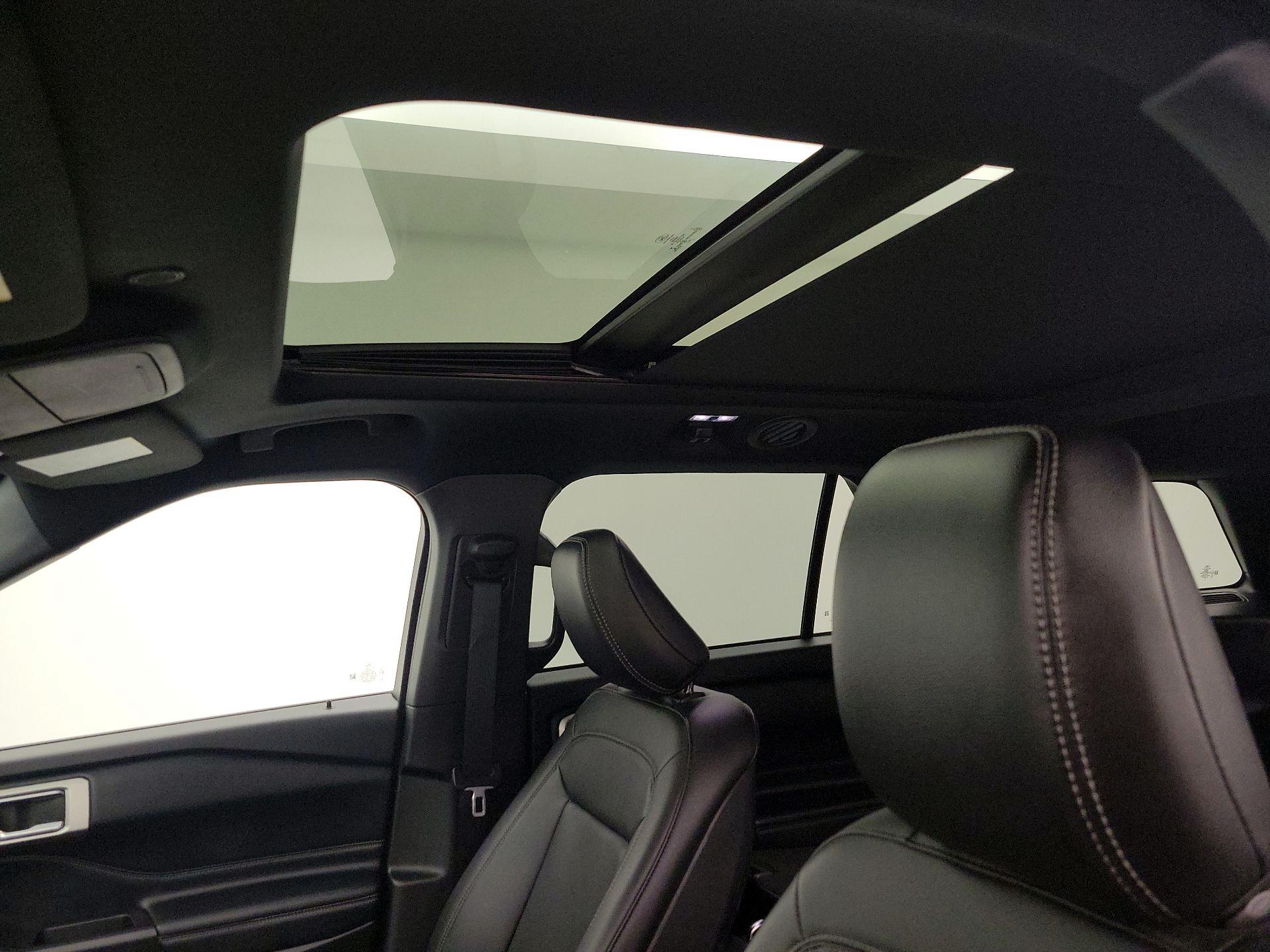 Thumbnail: 2020 Ford Explorer - 18