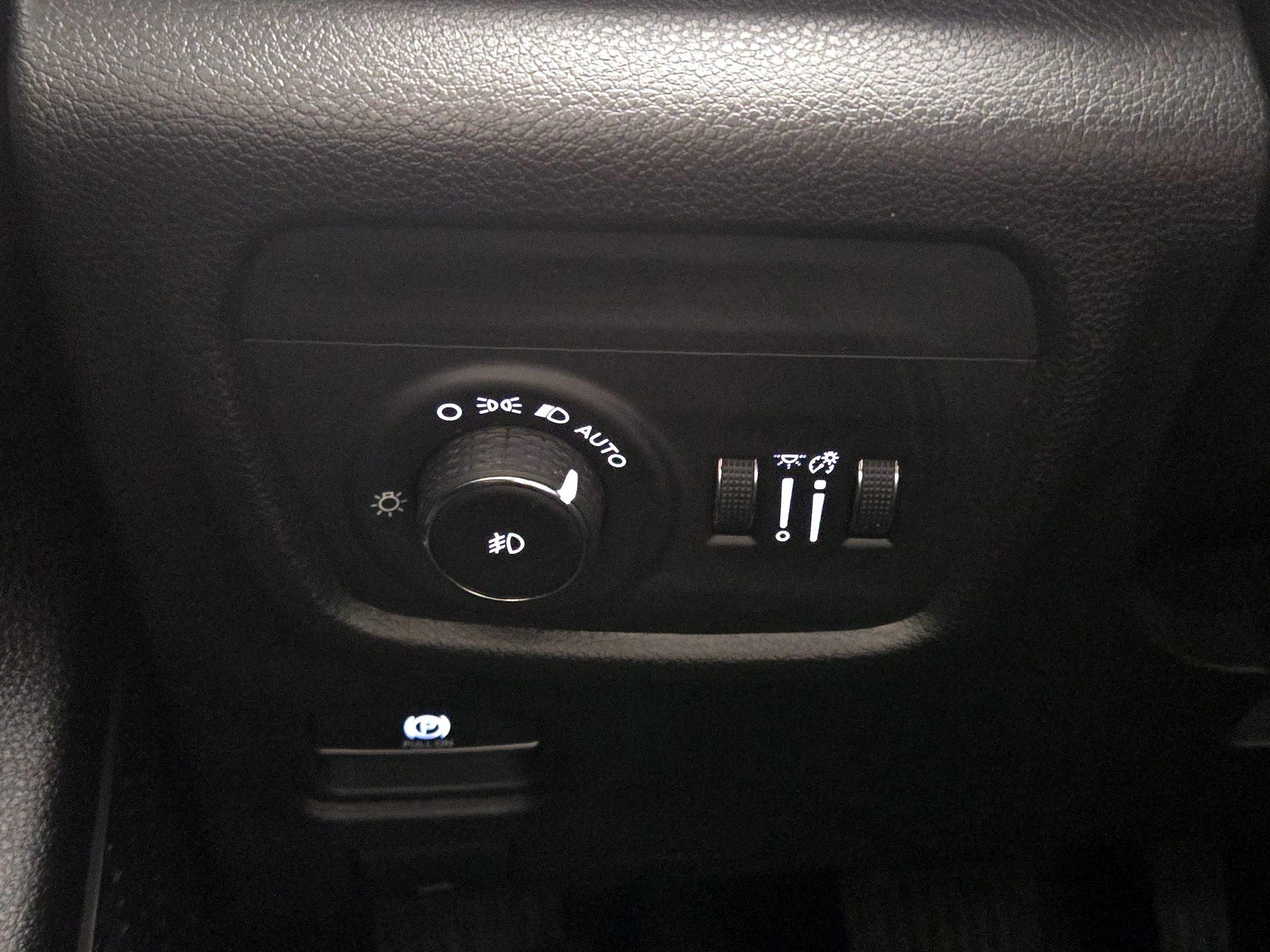 Thumbnail: 2022 Jeep Grand Cherokee L - 13