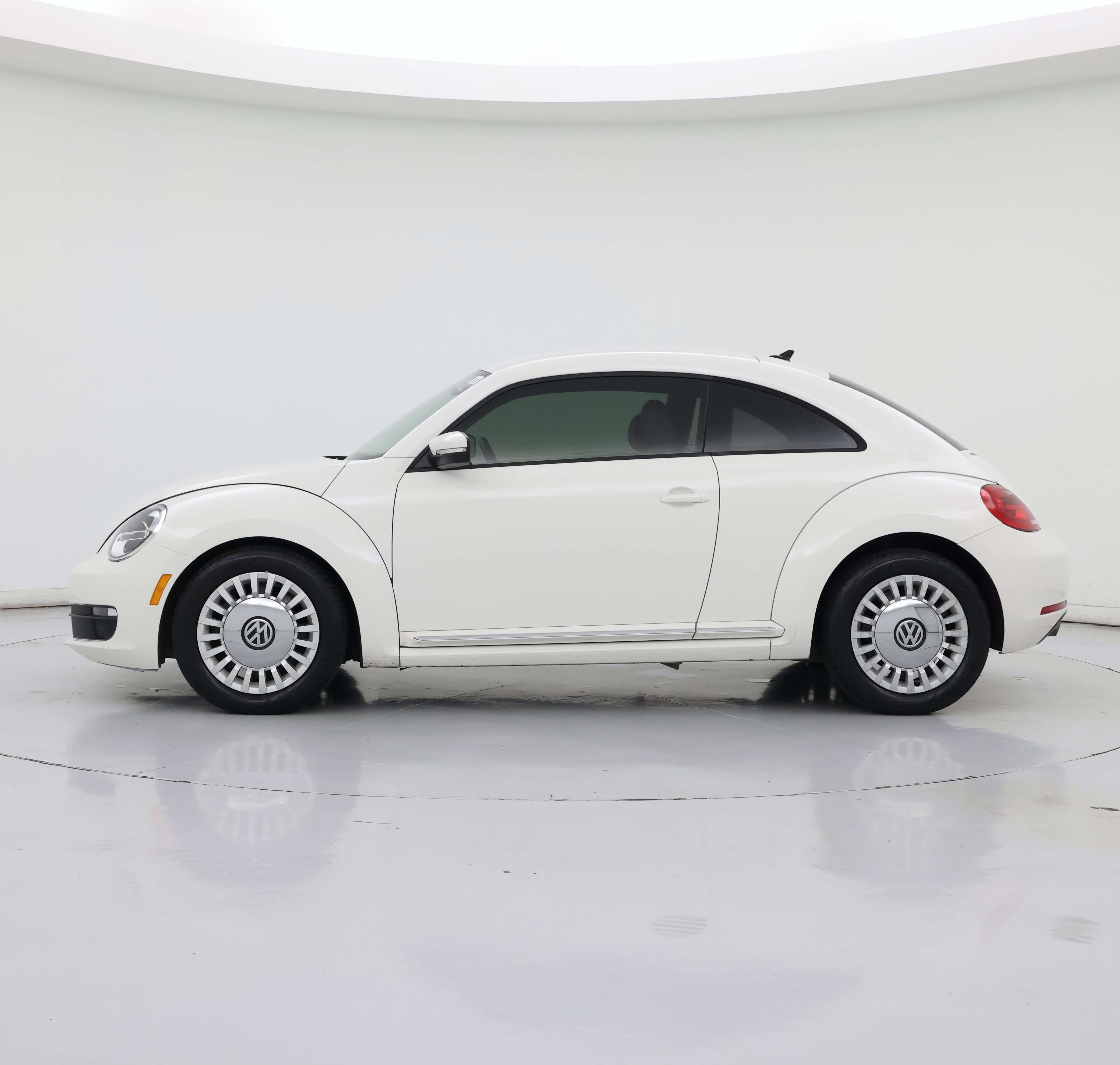 Thumbnail: 2014 Volkswagen Beetle - 3