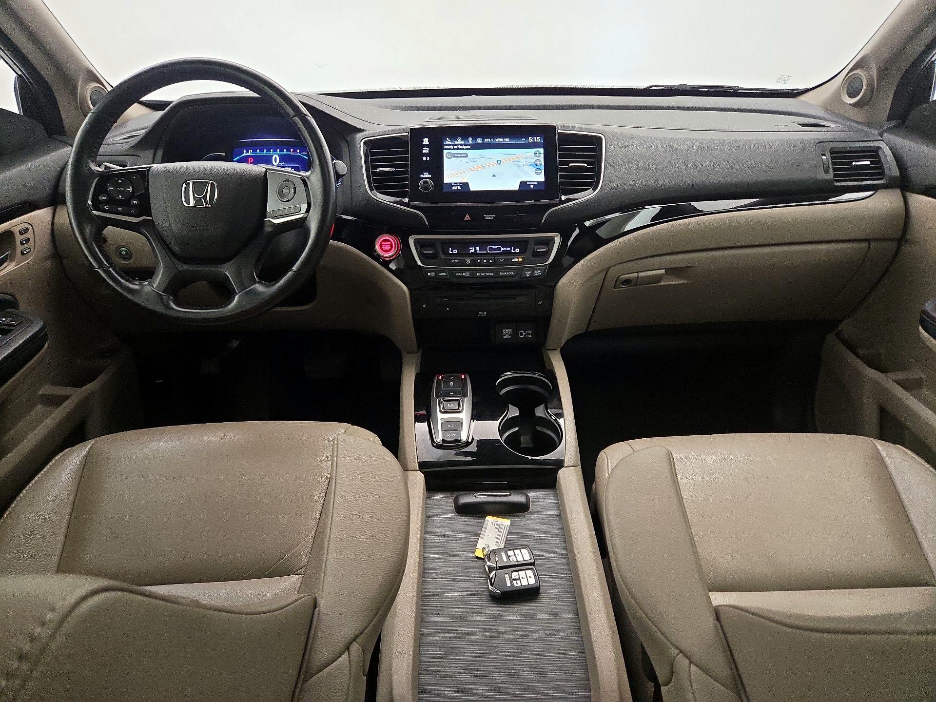 Thumbnail: 2019 Honda Pilot - 9