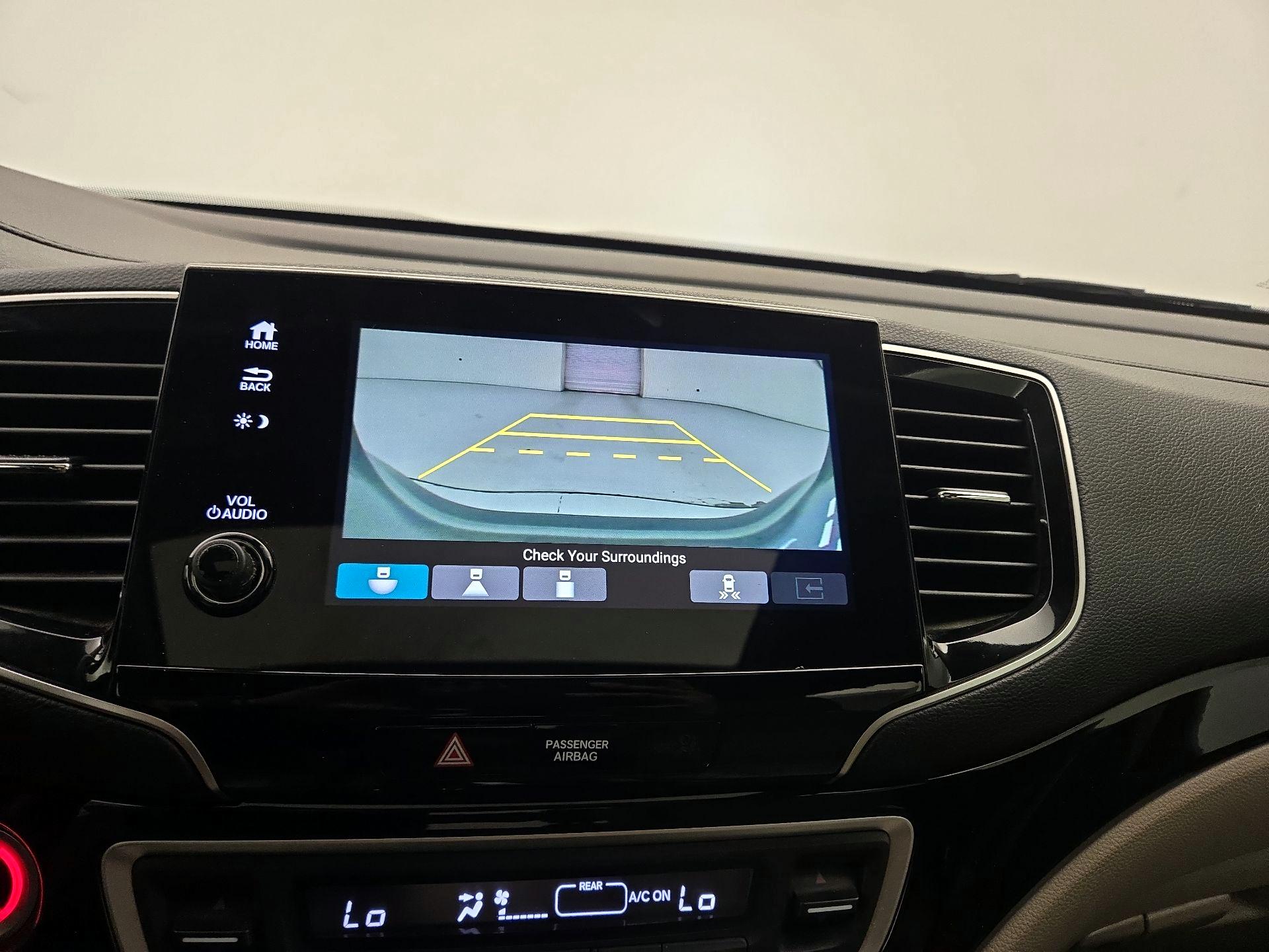 Thumbnail: 2019 Honda Pilot - 15