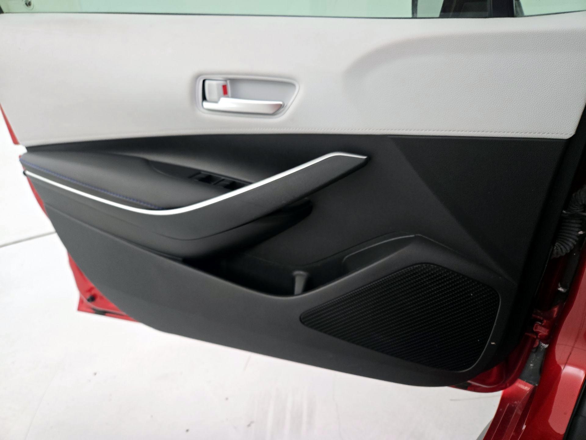 Thumbnail: 2020 Toyota Corolla - 12