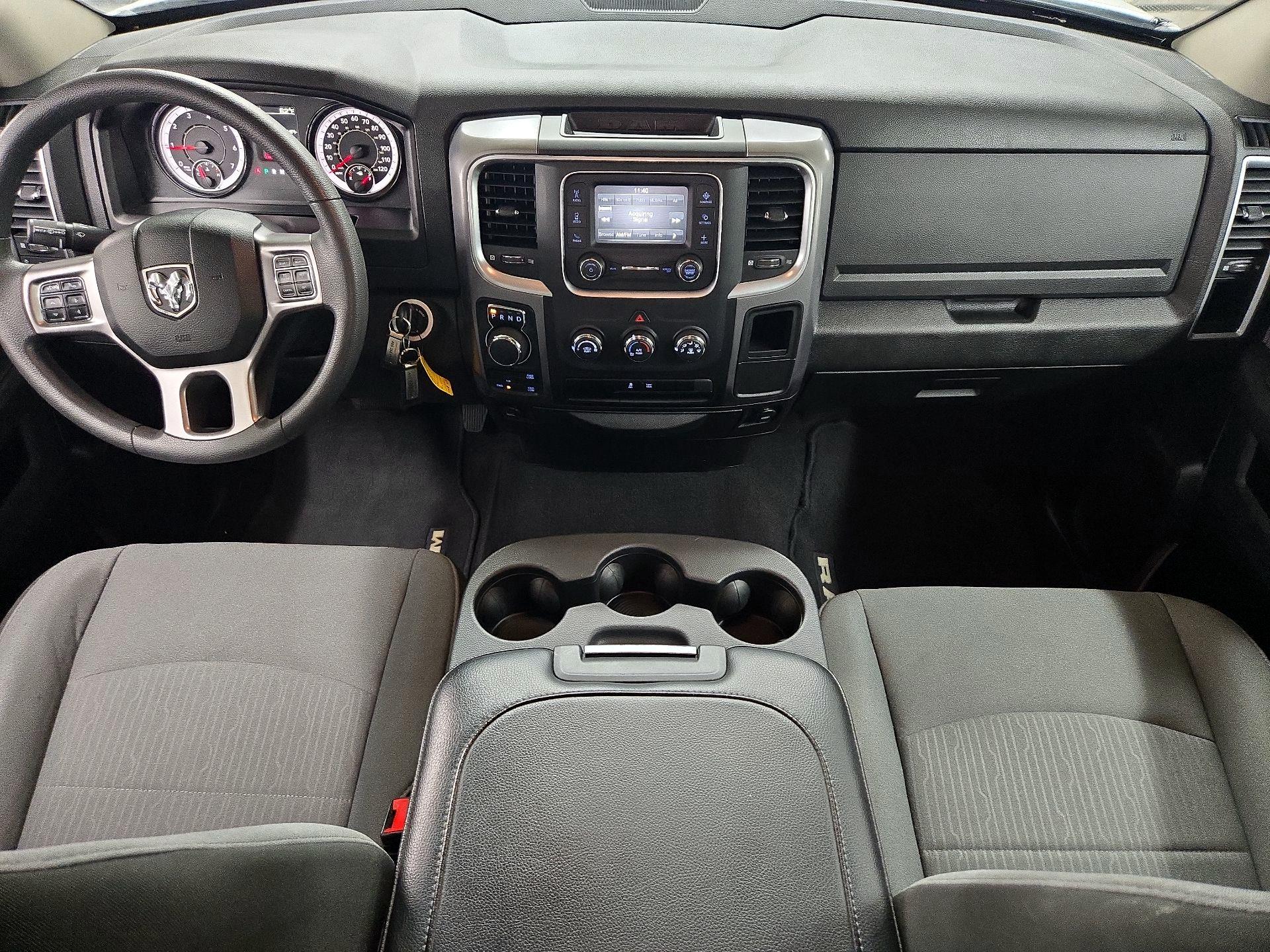 Thumbnail: 2024 RAM 1500 Classic - 9