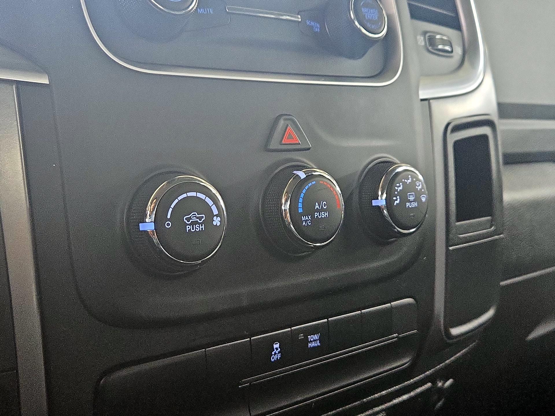 Thumbnail: 2024 RAM 1500 Classic - 16