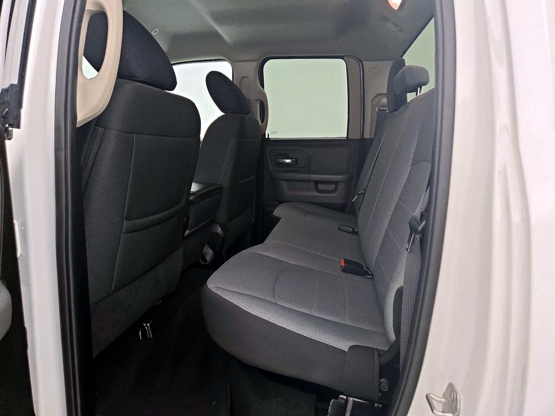 Thumbnail: 2024 RAM 1500 Classic - 19