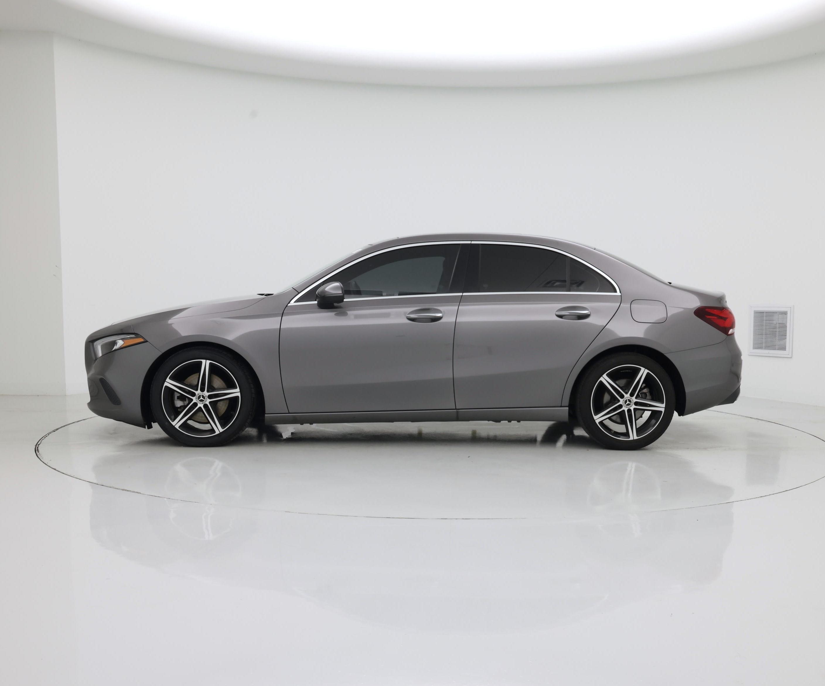 Thumbnail: 2022 Mercedes-Benz A-Class - 3