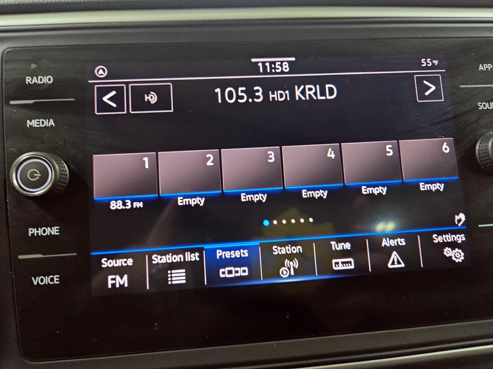 Thumbnail: 2021 Volkswagen Atlas - 14