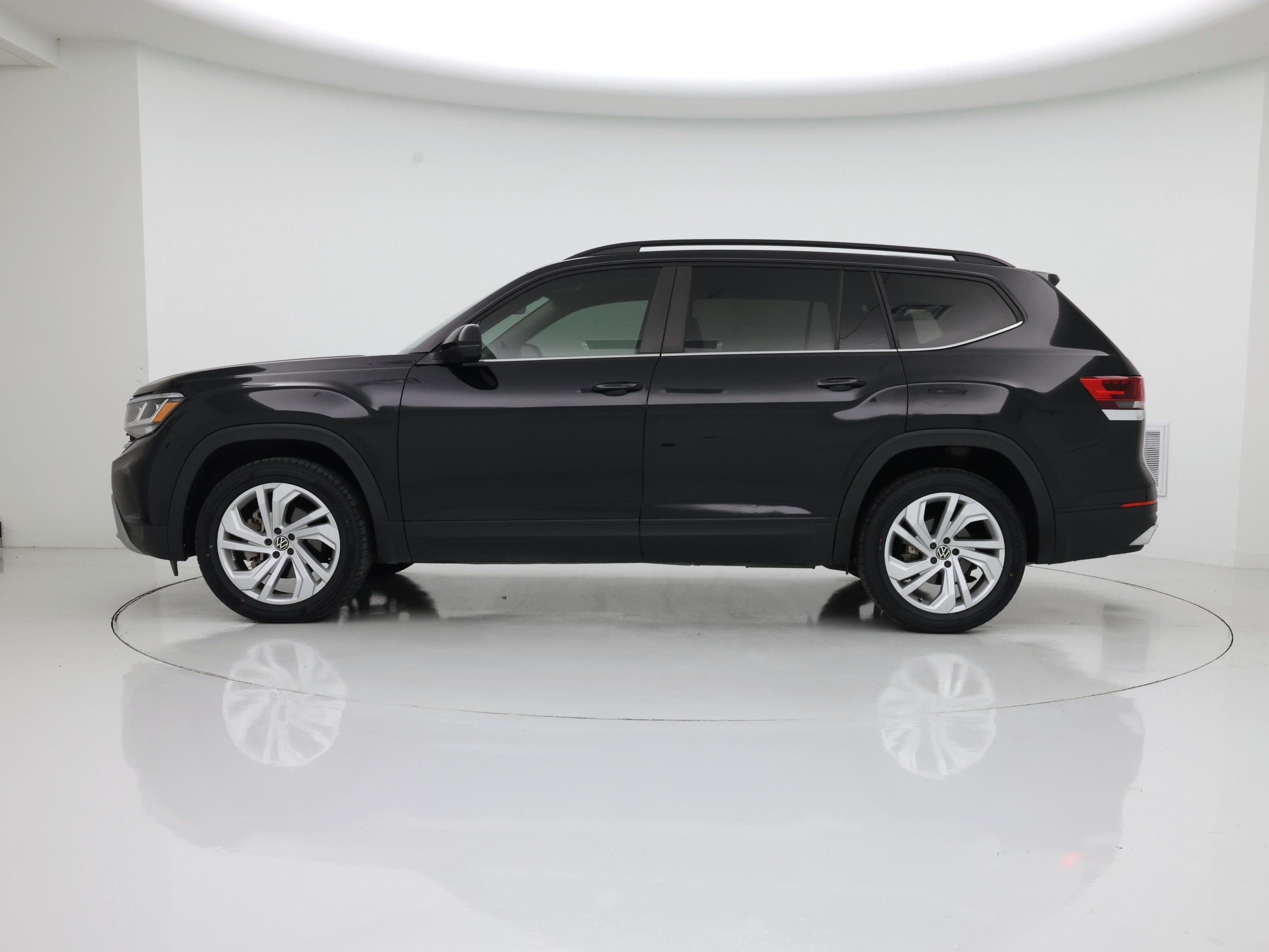 Thumbnail: 2021 Volkswagen Atlas - 3