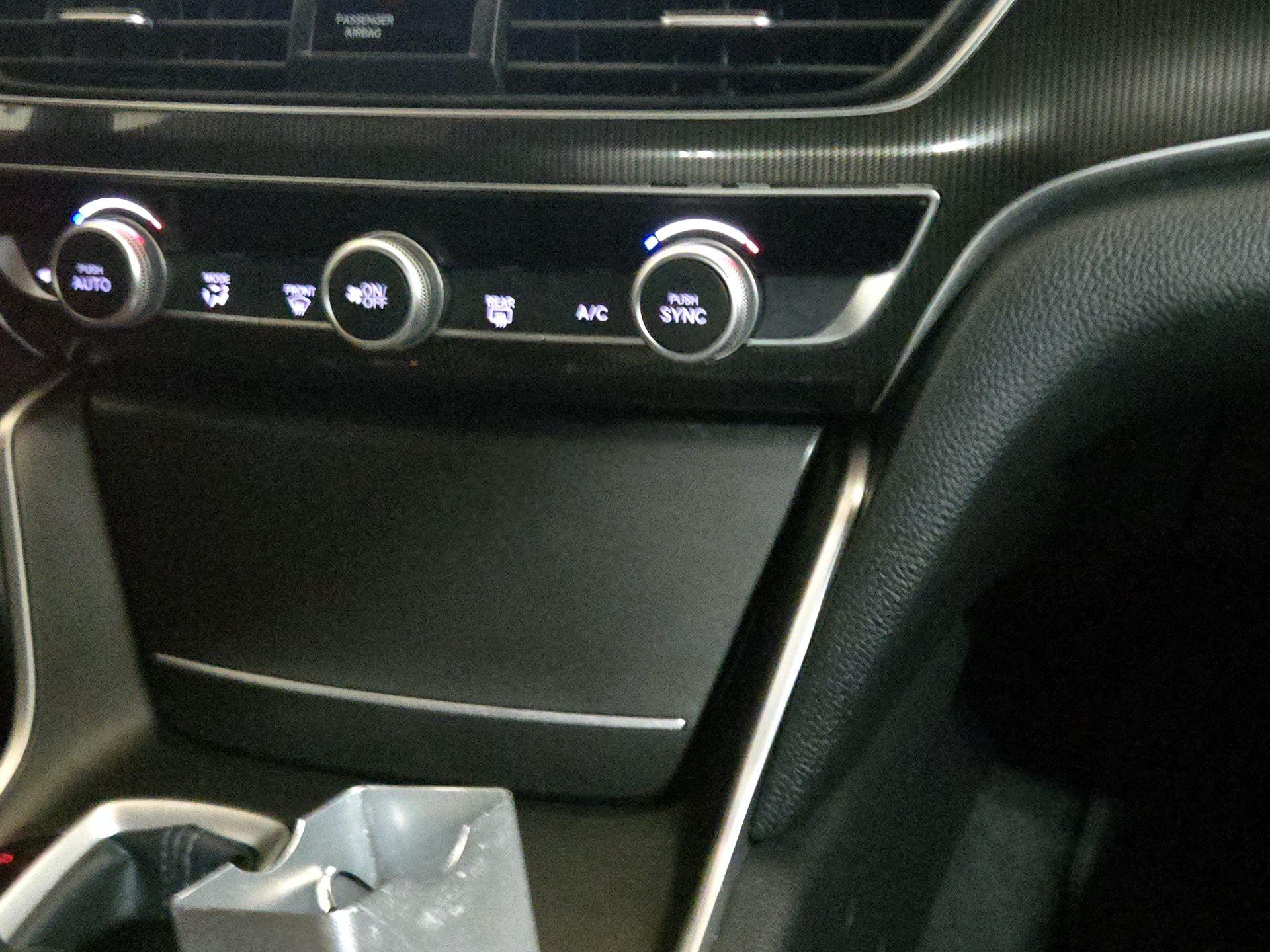 Thumbnail: 2022 Honda Accord - 16