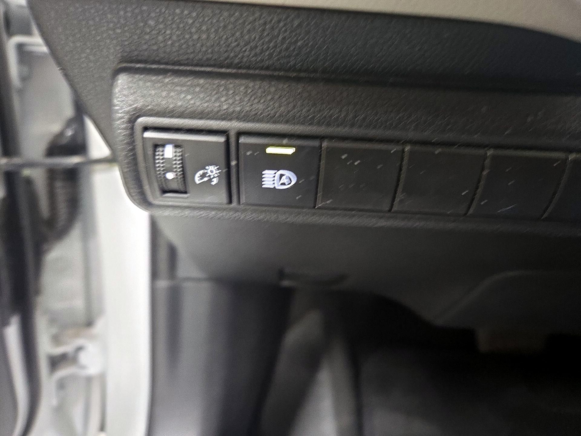 Thumbnail: 2023 Toyota Corolla - 13