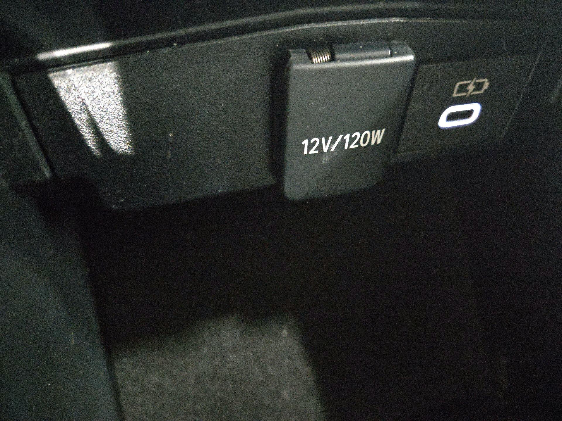 Thumbnail: 2023 Toyota Corolla - 17