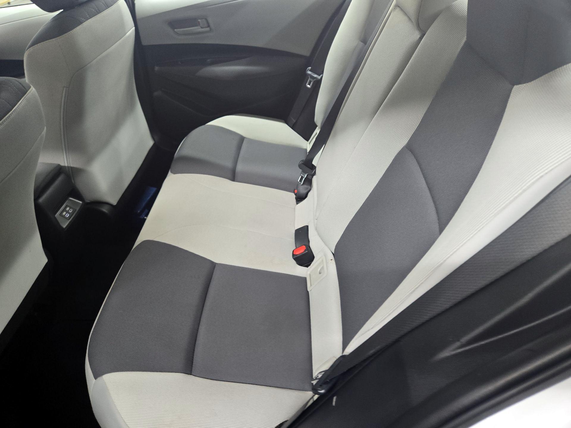 Thumbnail: 2023 Toyota Corolla - 18