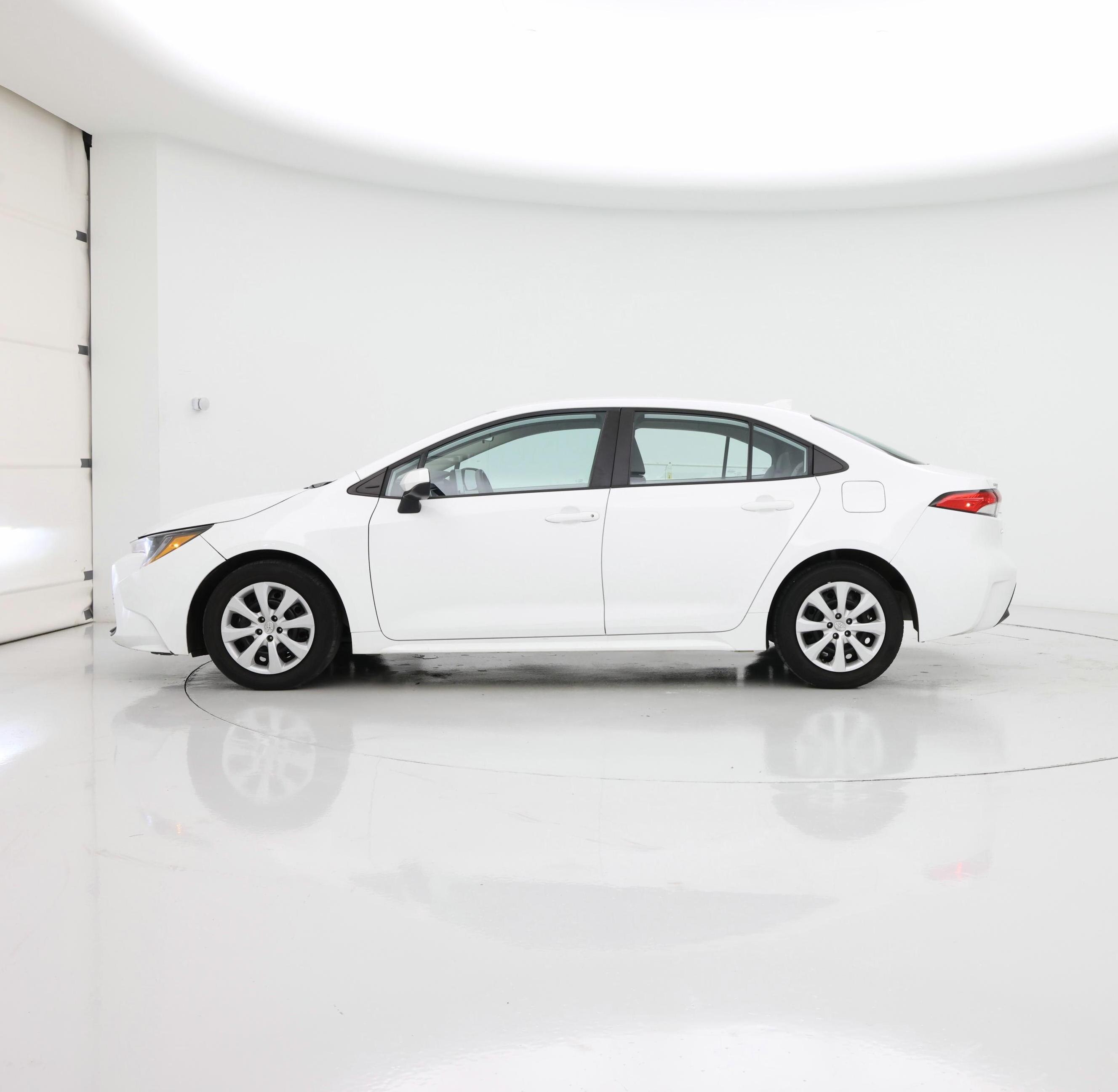 Thumbnail: 2023 Toyota Corolla - 3