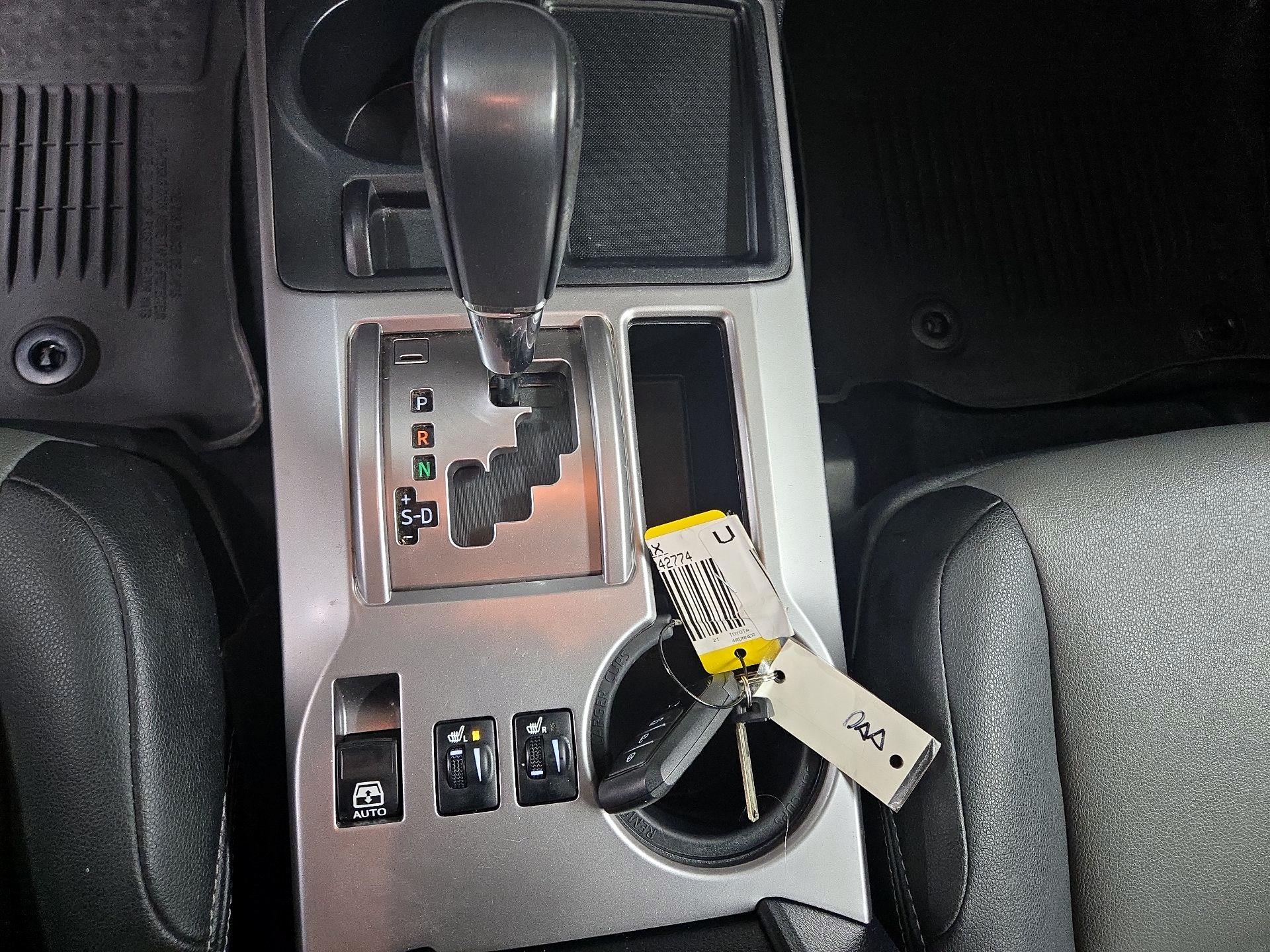 Thumbnail: 2021 Toyota 4Runner - 16