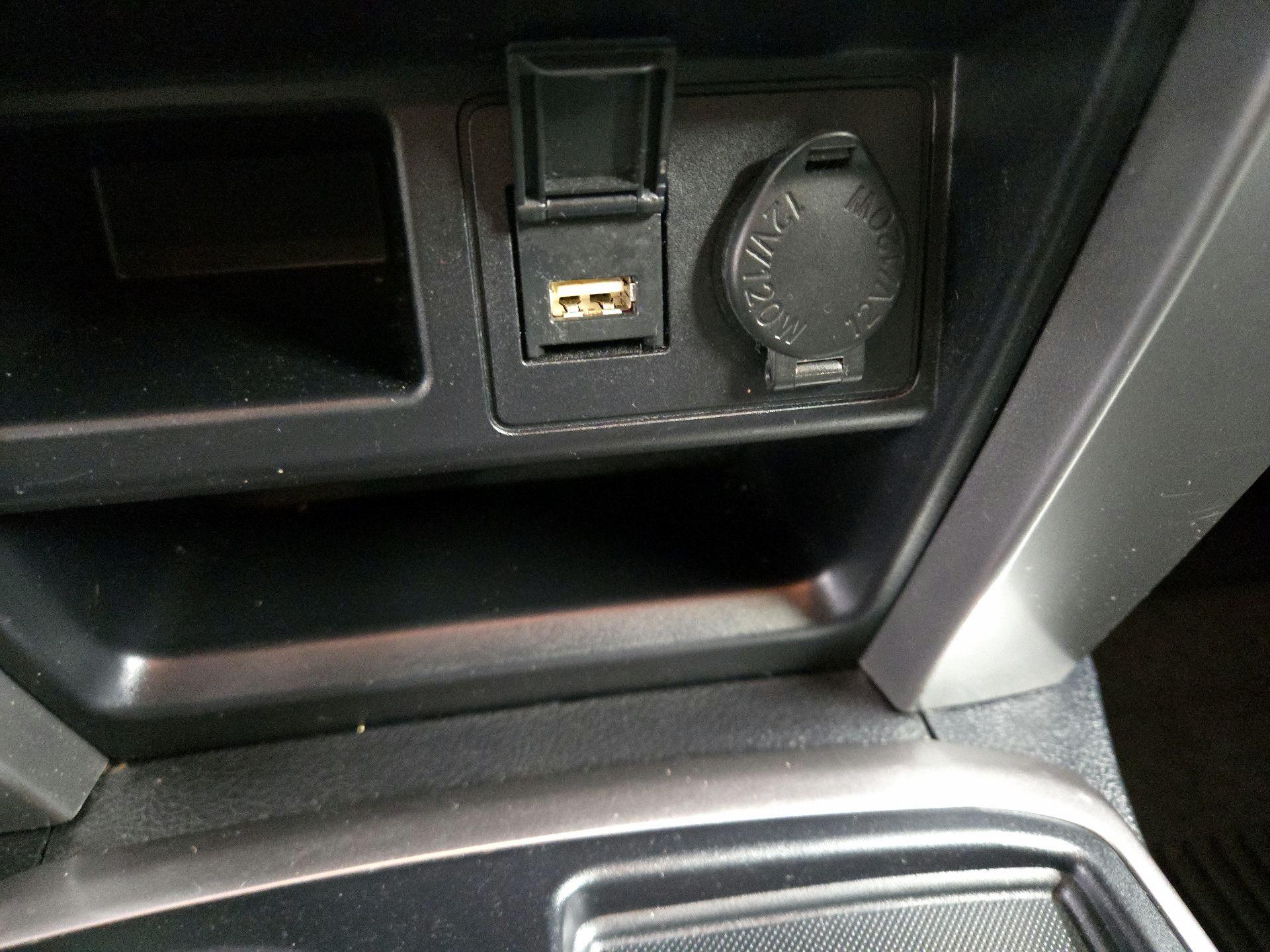 Thumbnail: 2021 Toyota 4Runner - 17