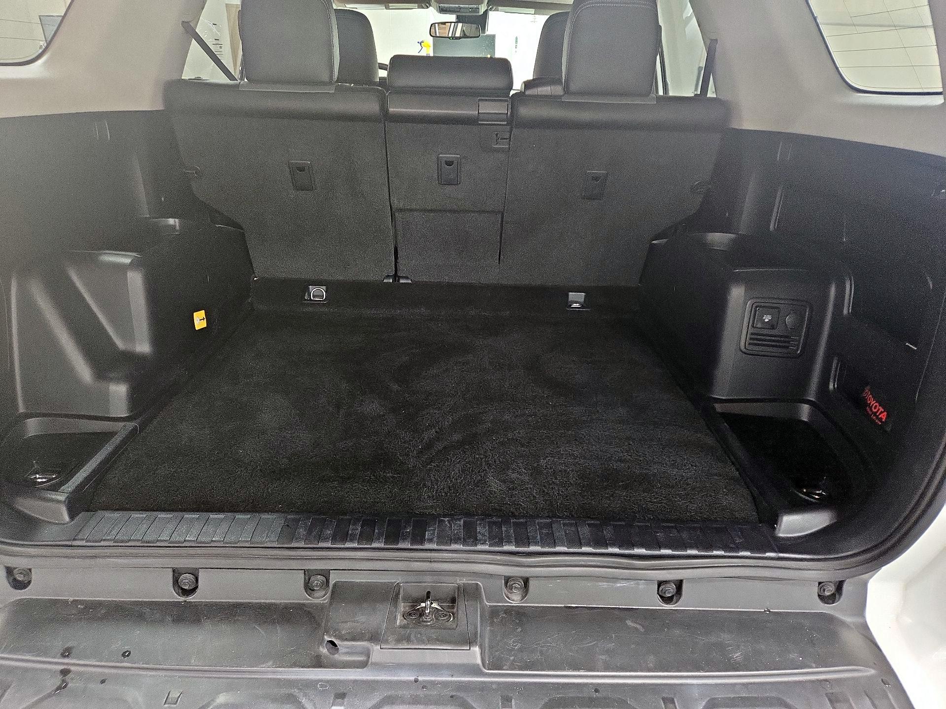 Thumbnail: 2021 Toyota 4Runner - 19