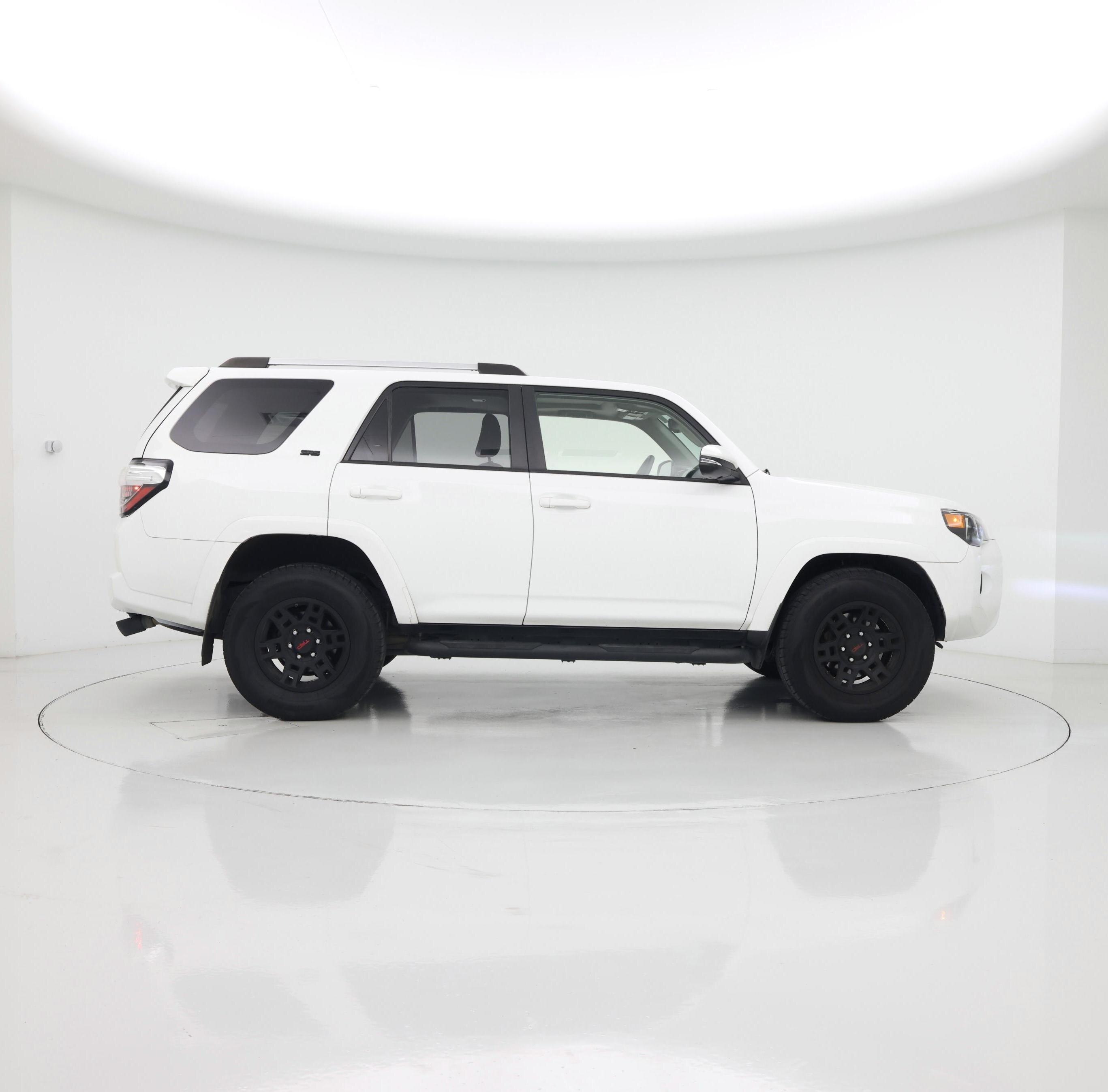 Thumbnail: 2021 Toyota 4Runner - 7