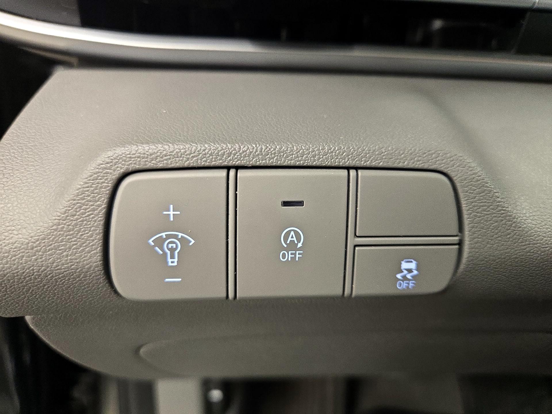 Thumbnail: 2024 Hyundai Elantra - 13