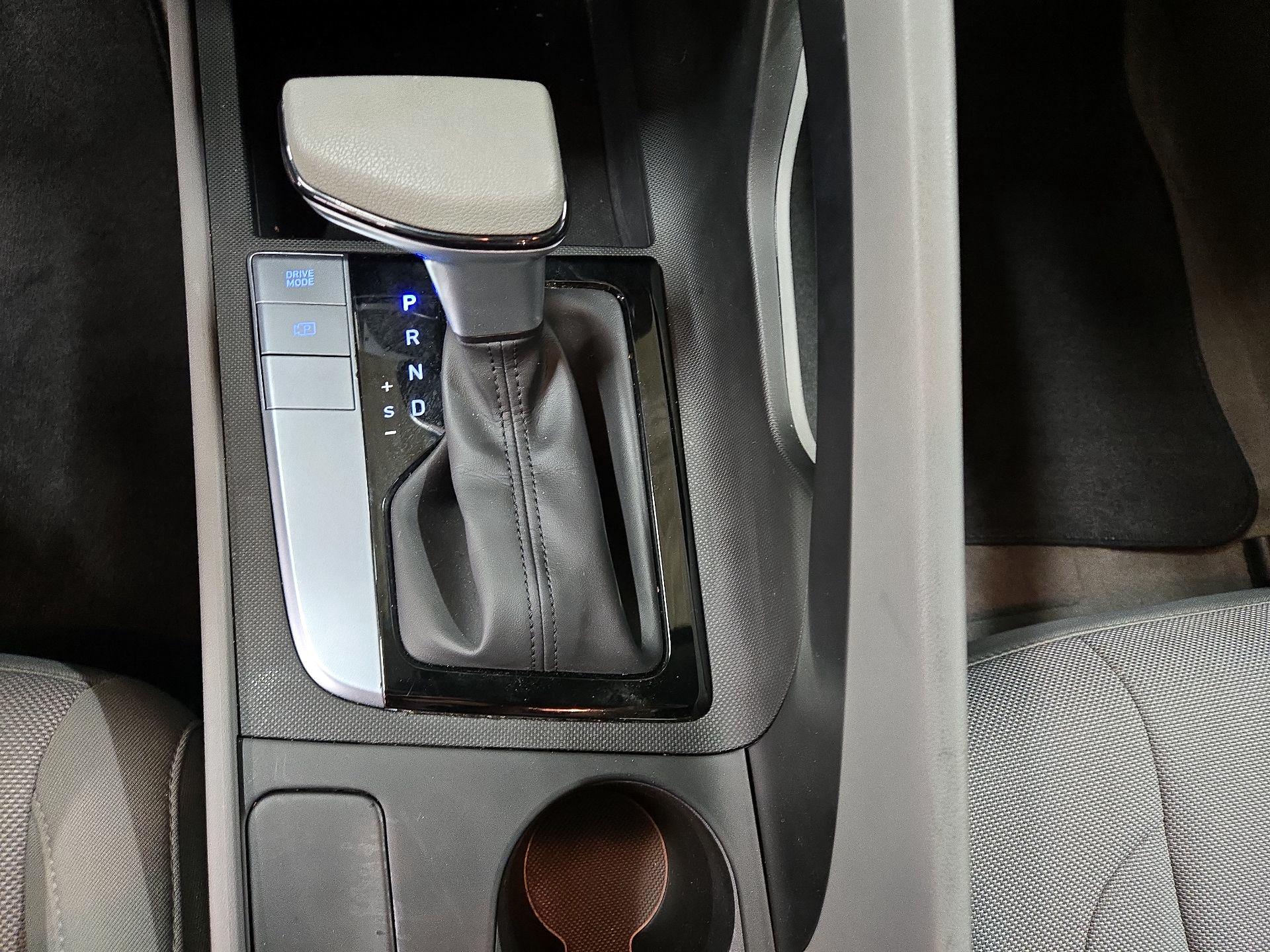 Thumbnail: 2024 Hyundai Elantra - 16