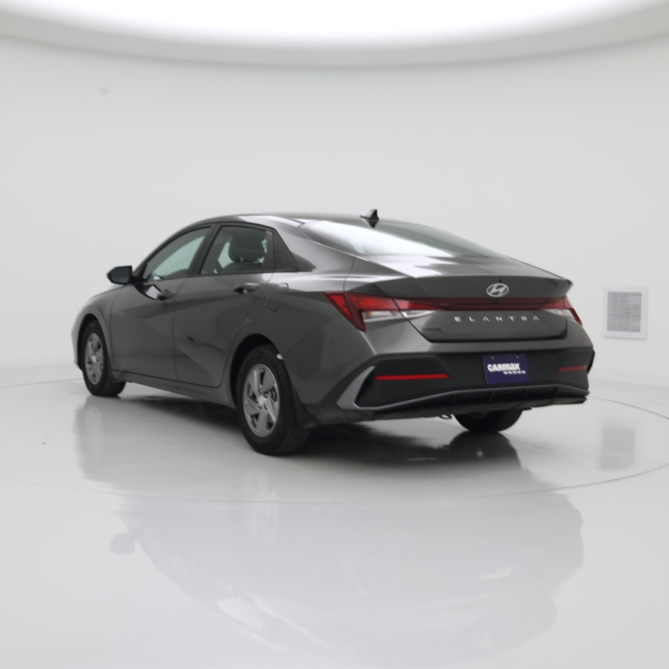 Thumbnail: 2024 Hyundai Elantra - 2