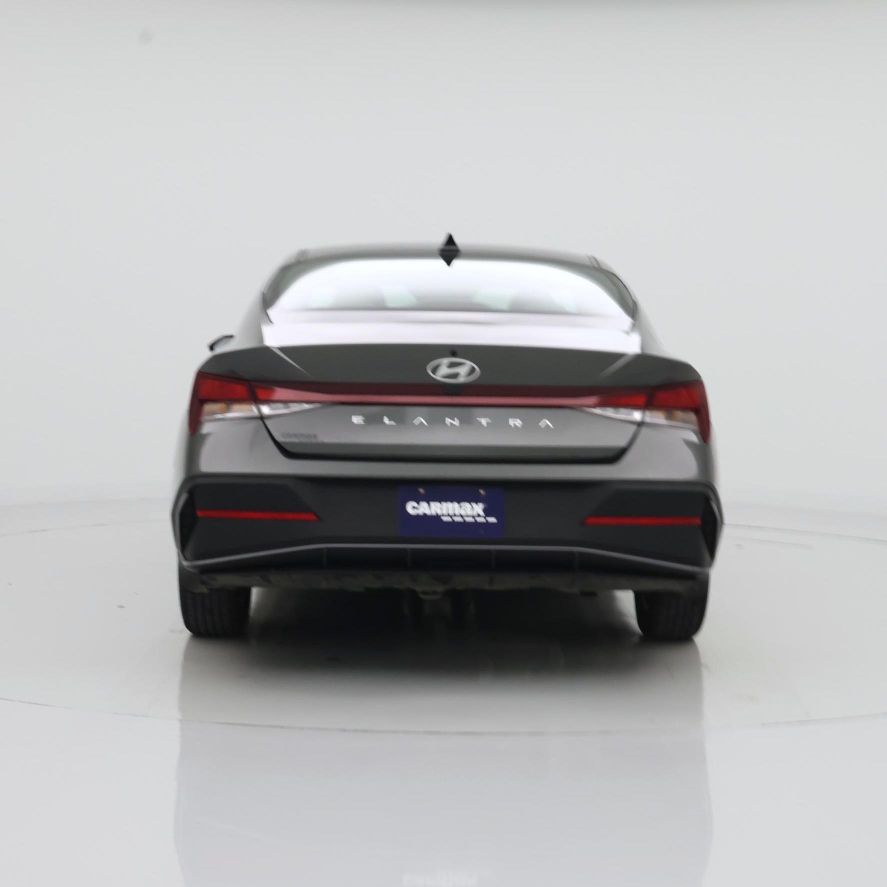 Thumbnail: 2024 Hyundai Elantra - 6