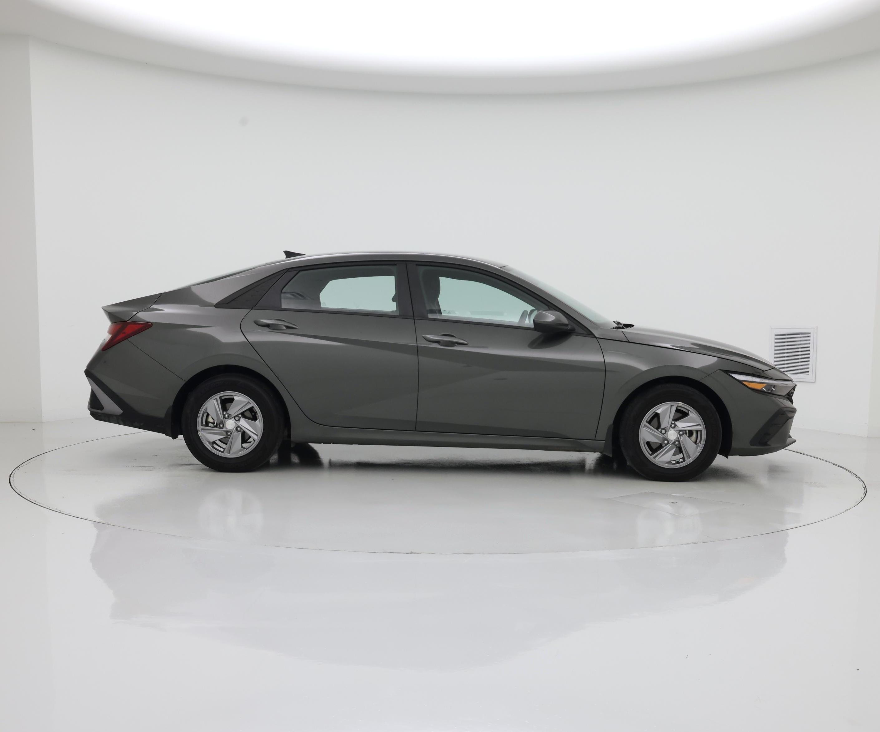 Thumbnail: 2024 Hyundai Elantra - 7