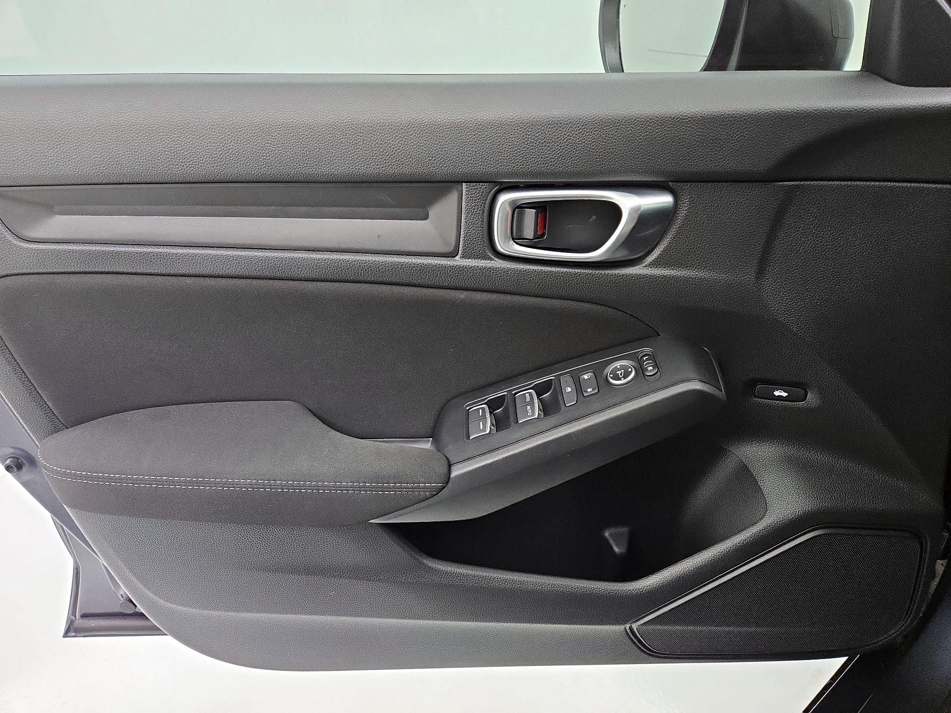 Thumbnail: 2024 Honda Civic - 12