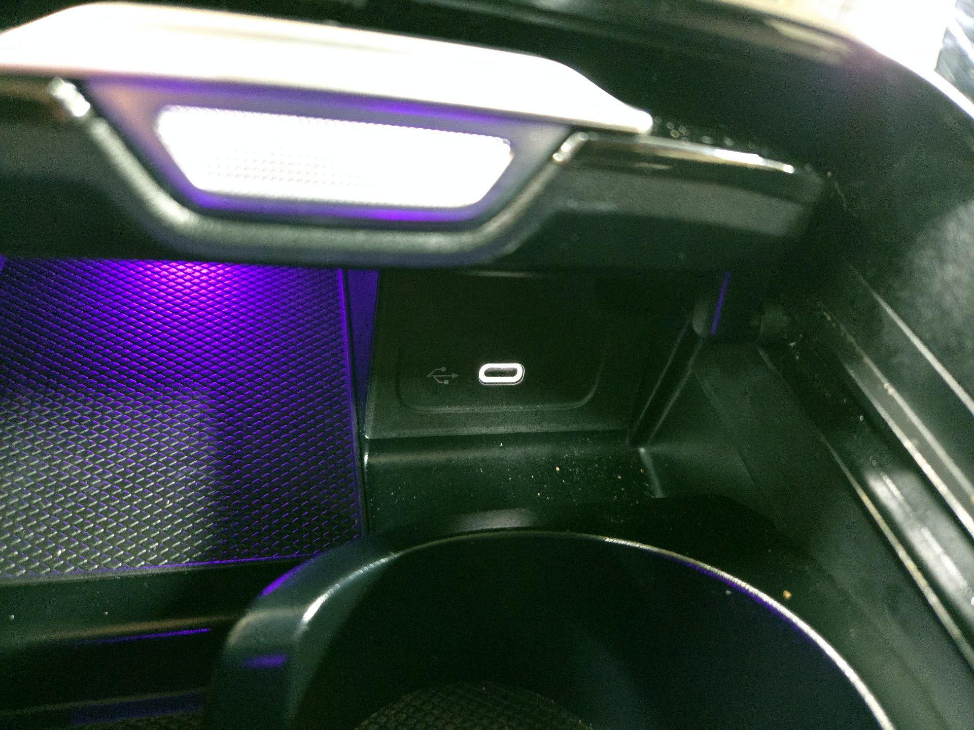 Thumbnail: 2023 Mercedes-Benz C-Class - 18