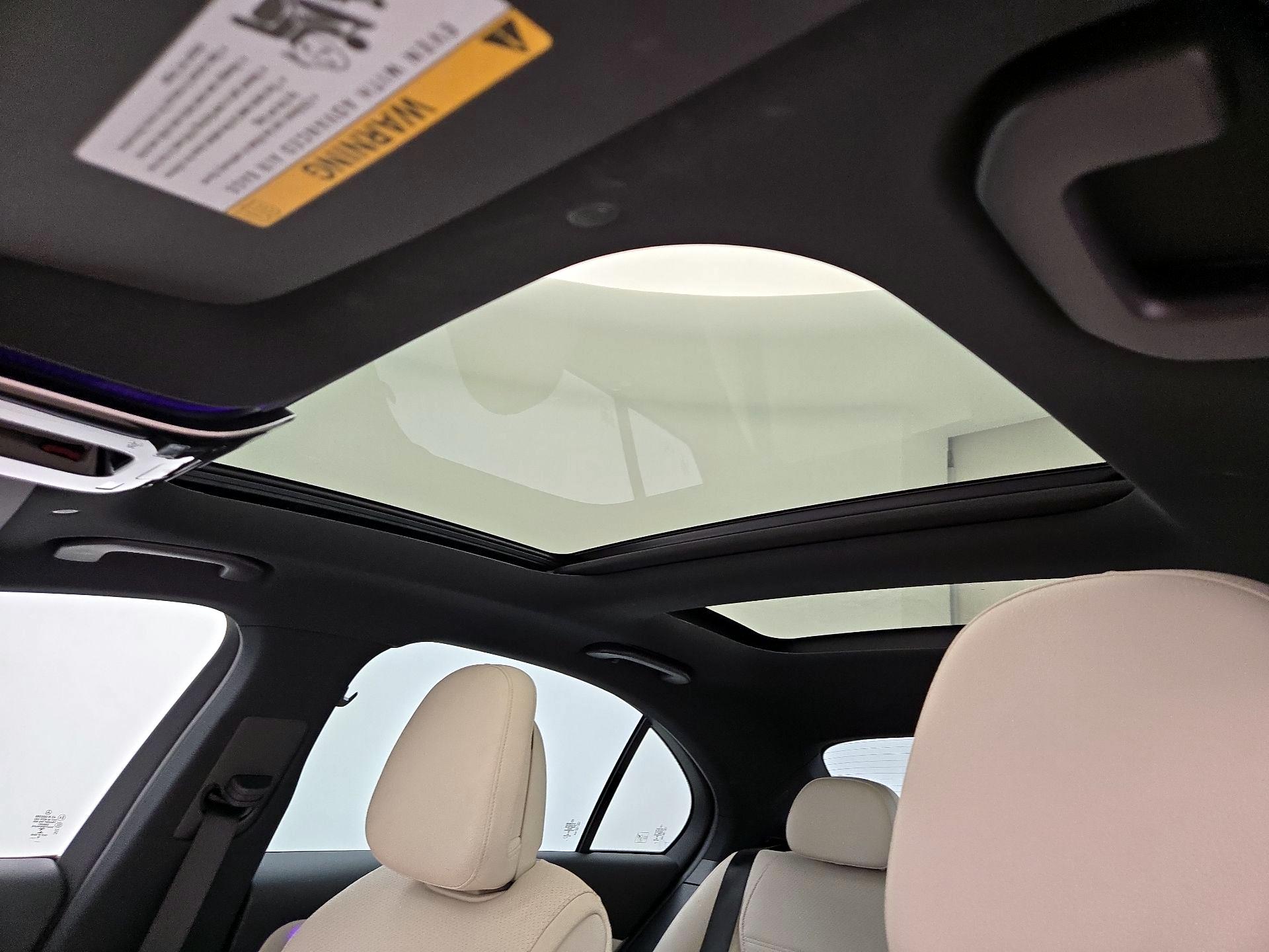 Thumbnail: 2023 Mercedes-Benz C-Class - 19