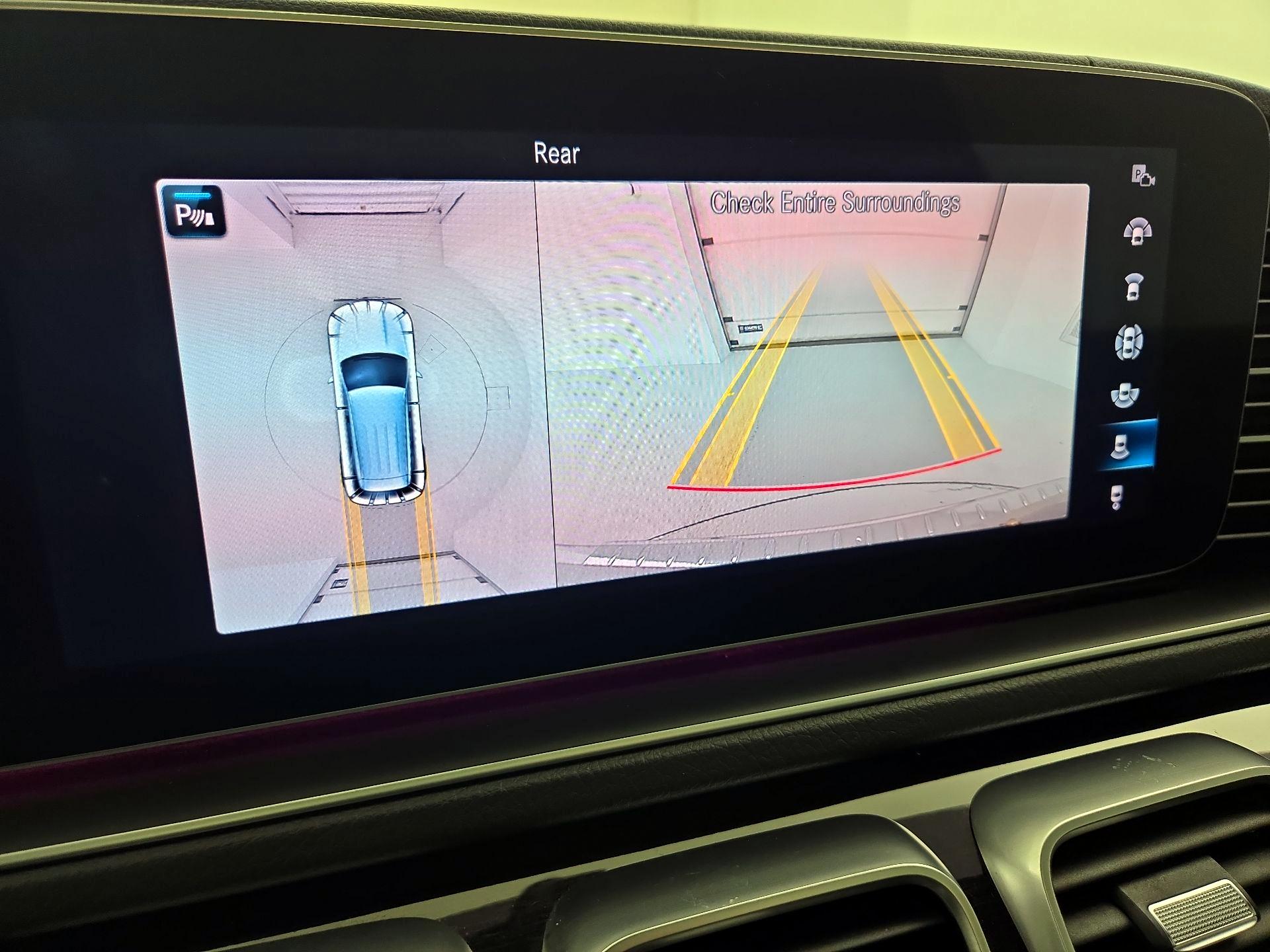 Thumbnail: 2020 Mercedes-Benz GLE - 15