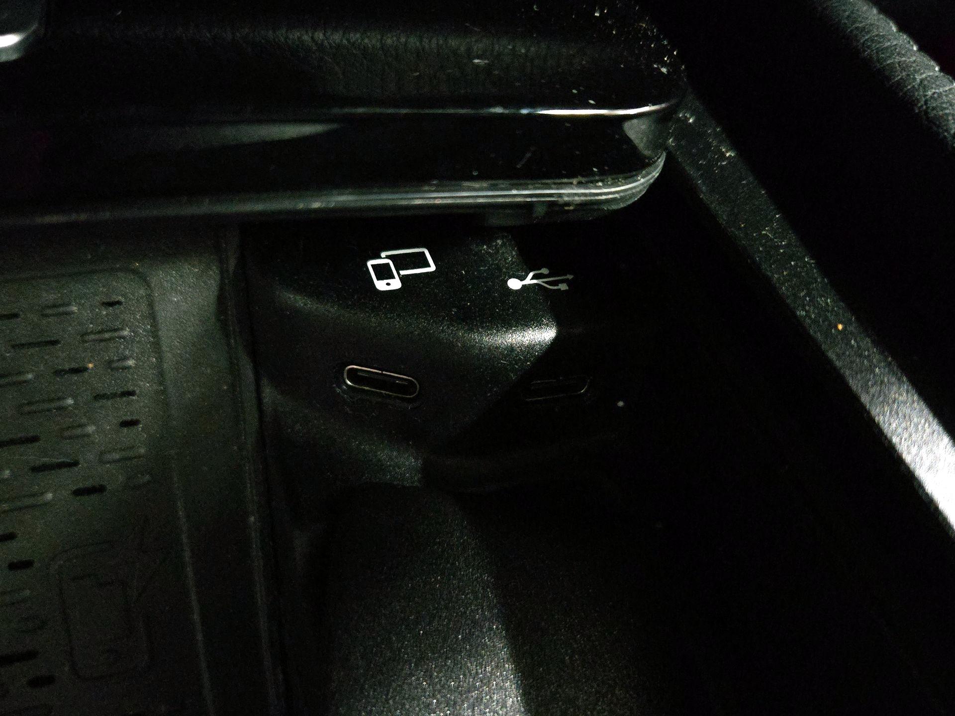 Thumbnail: 2020 Mercedes-Benz GLE - 19