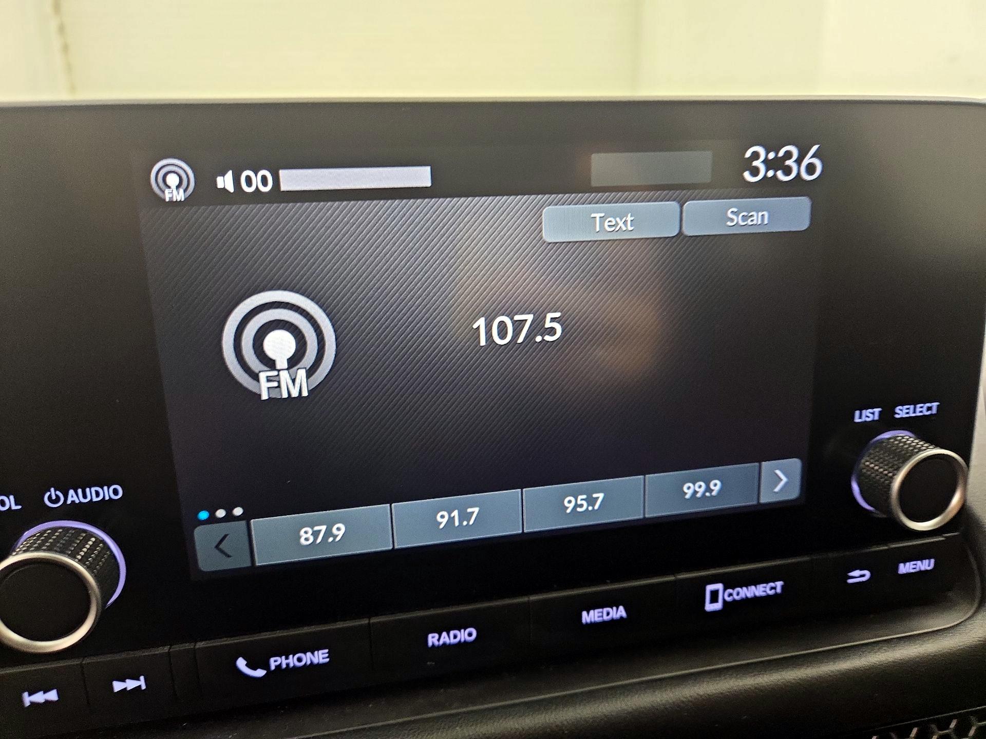 Thumbnail: 2024 Honda HR-V - 15