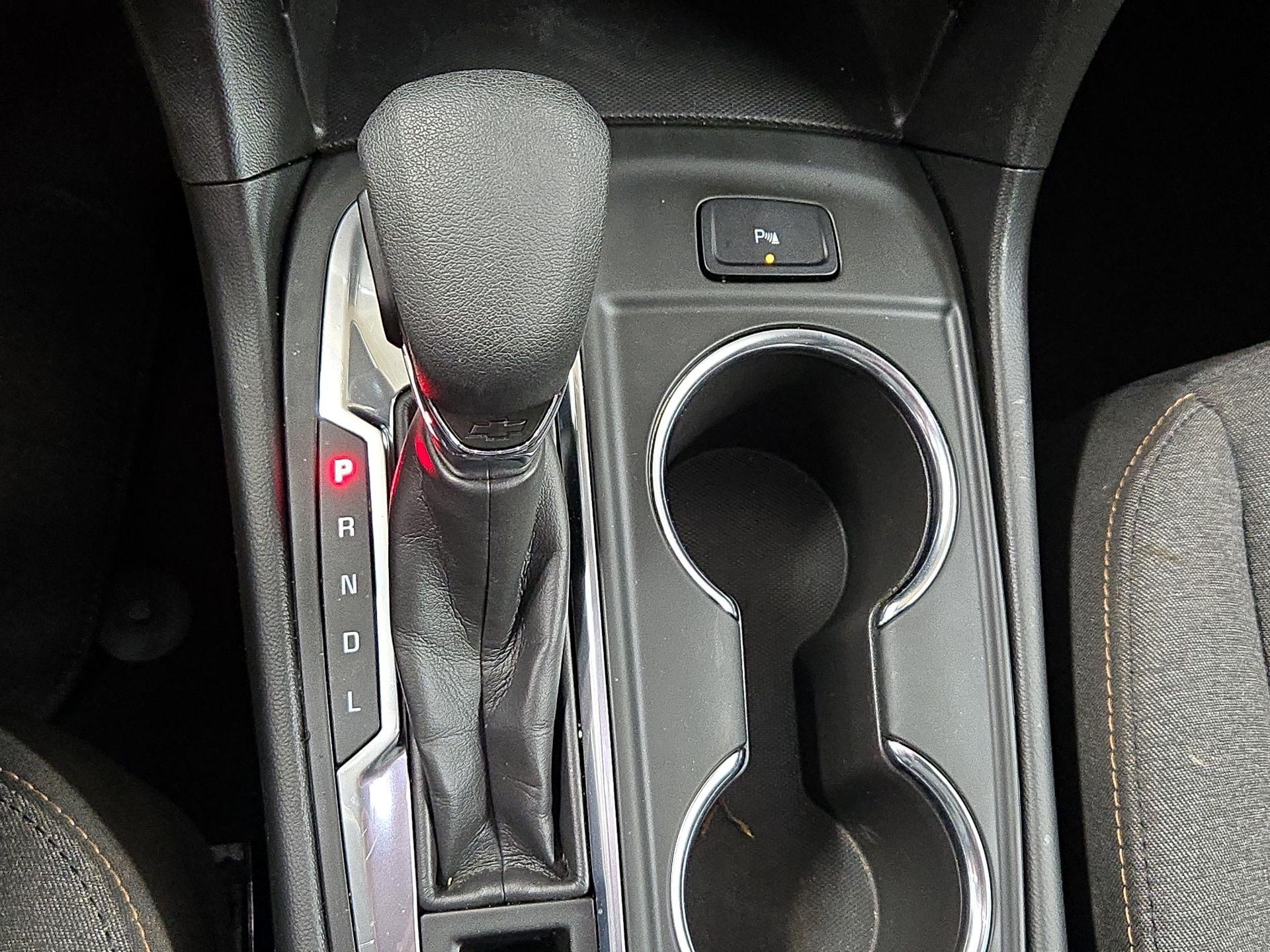 Thumbnail: 2022 Chevrolet Equinox - 17