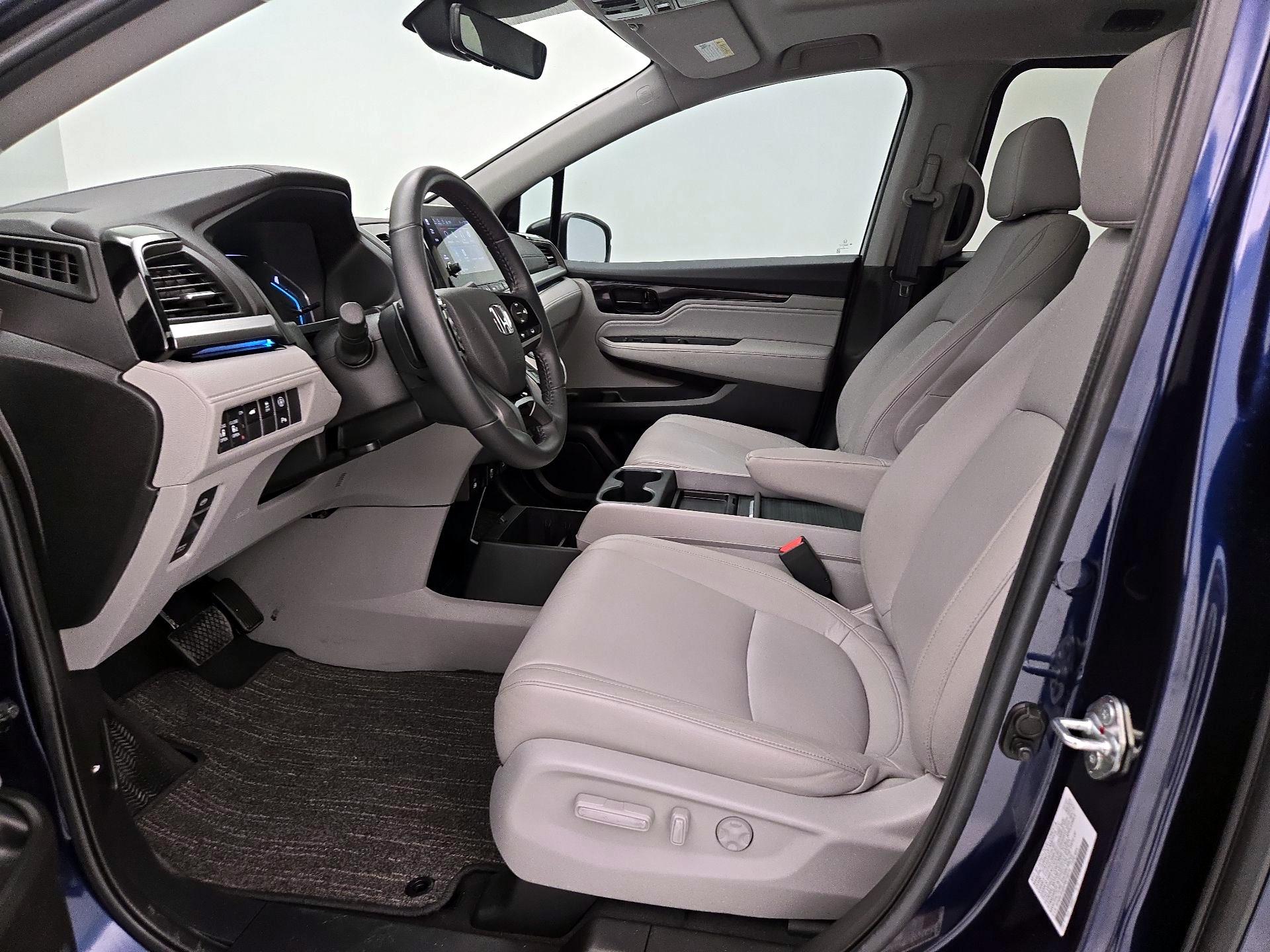 Thumbnail: 2023 Honda Odyssey - 11