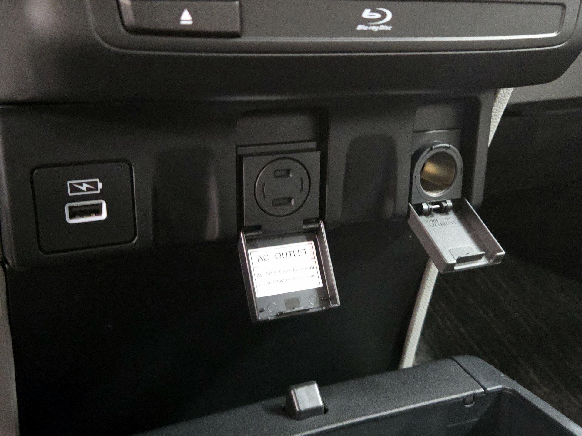 Thumbnail: 2023 Honda Odyssey - 19