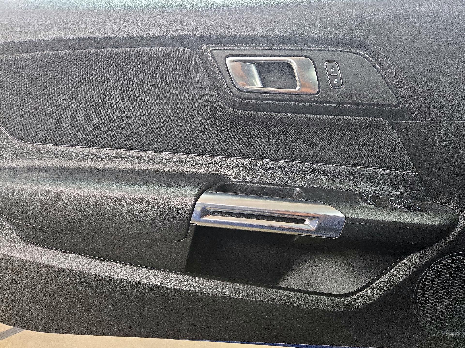 Thumbnail: 2022 Ford Mustang - 12