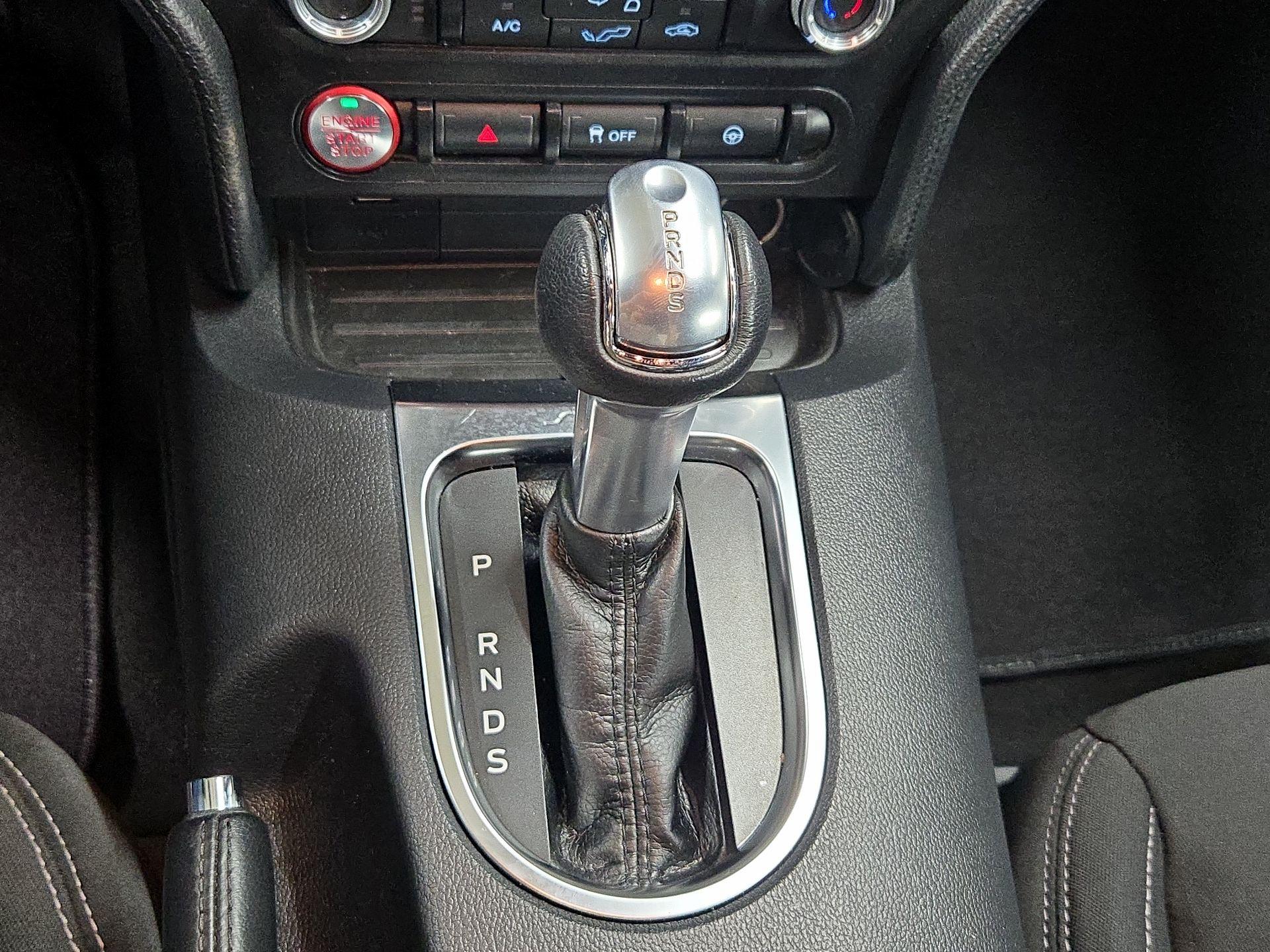 Thumbnail: 2022 Ford Mustang - 17