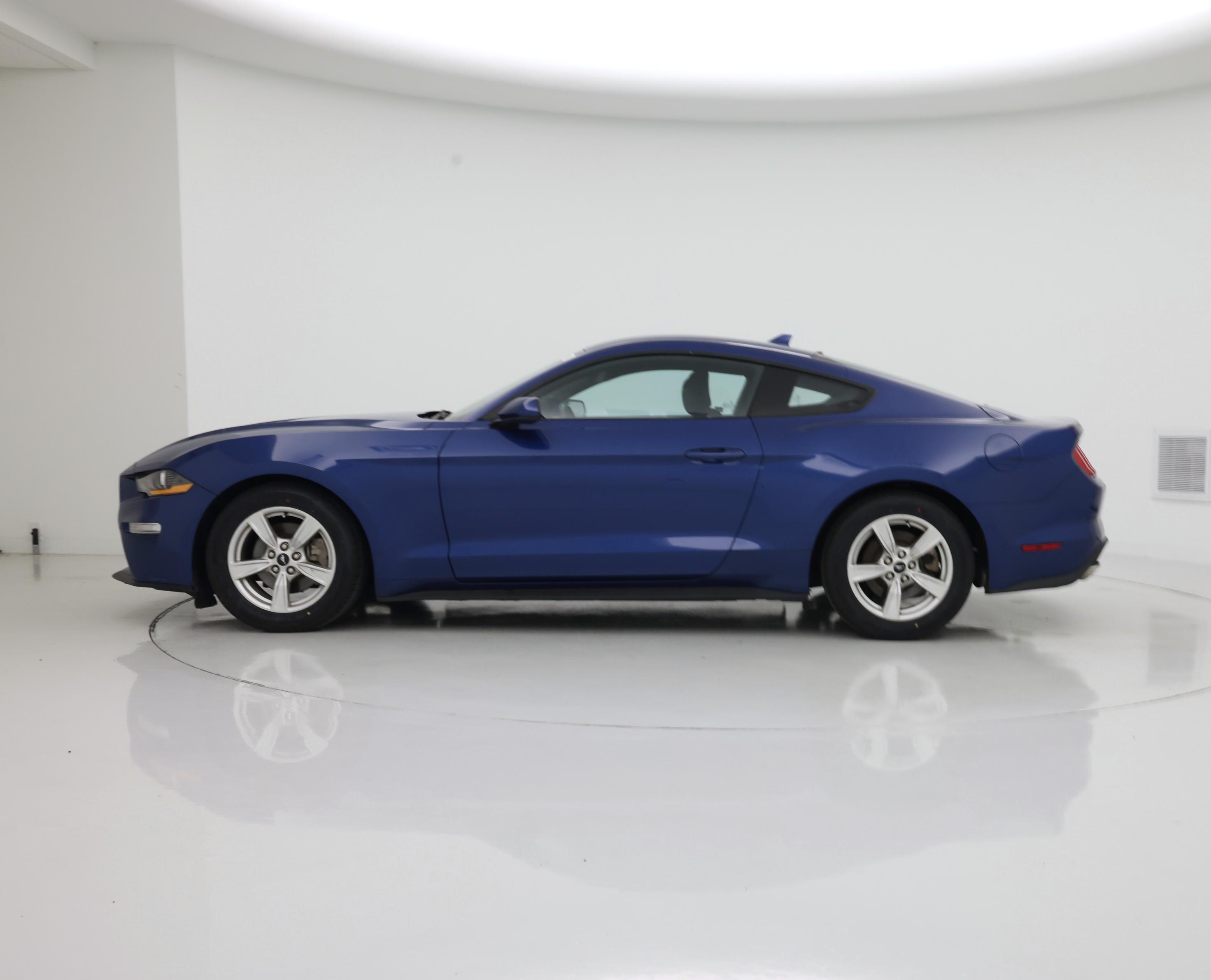 Thumbnail: 2022 Ford Mustang - 3