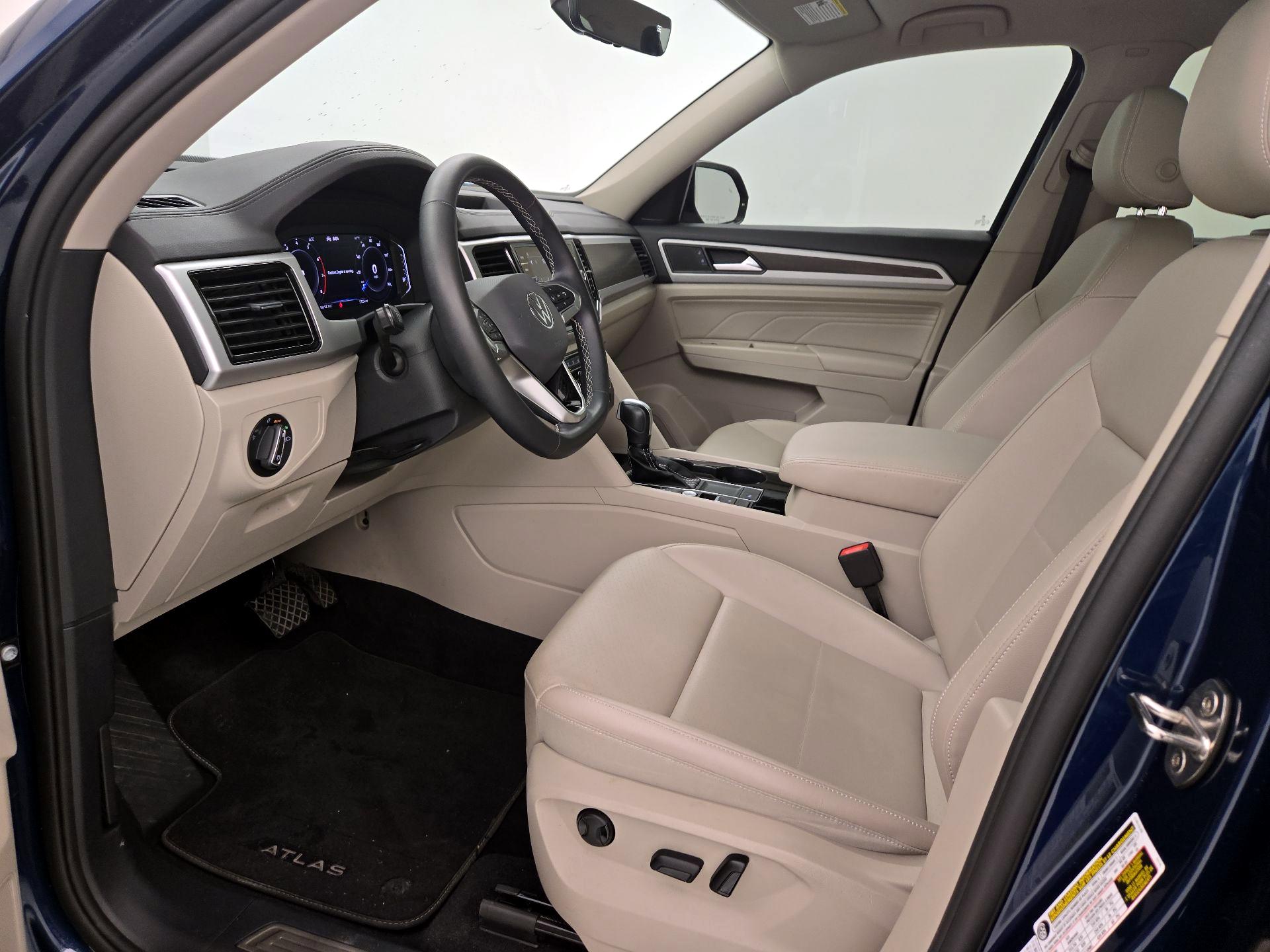 Thumbnail: 2022 Volkswagen Atlas - 11