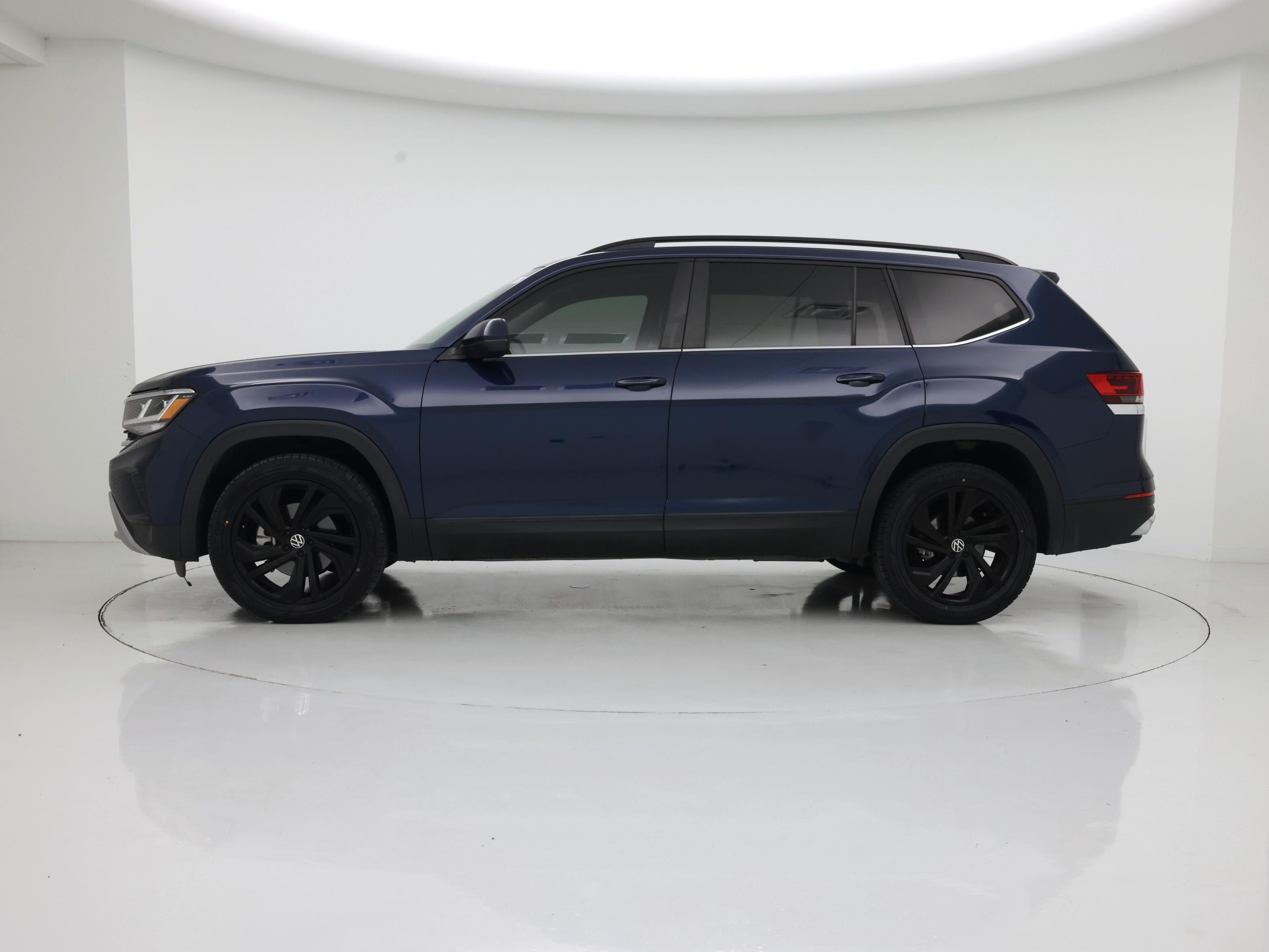 Thumbnail: 2022 Volkswagen Atlas - 3