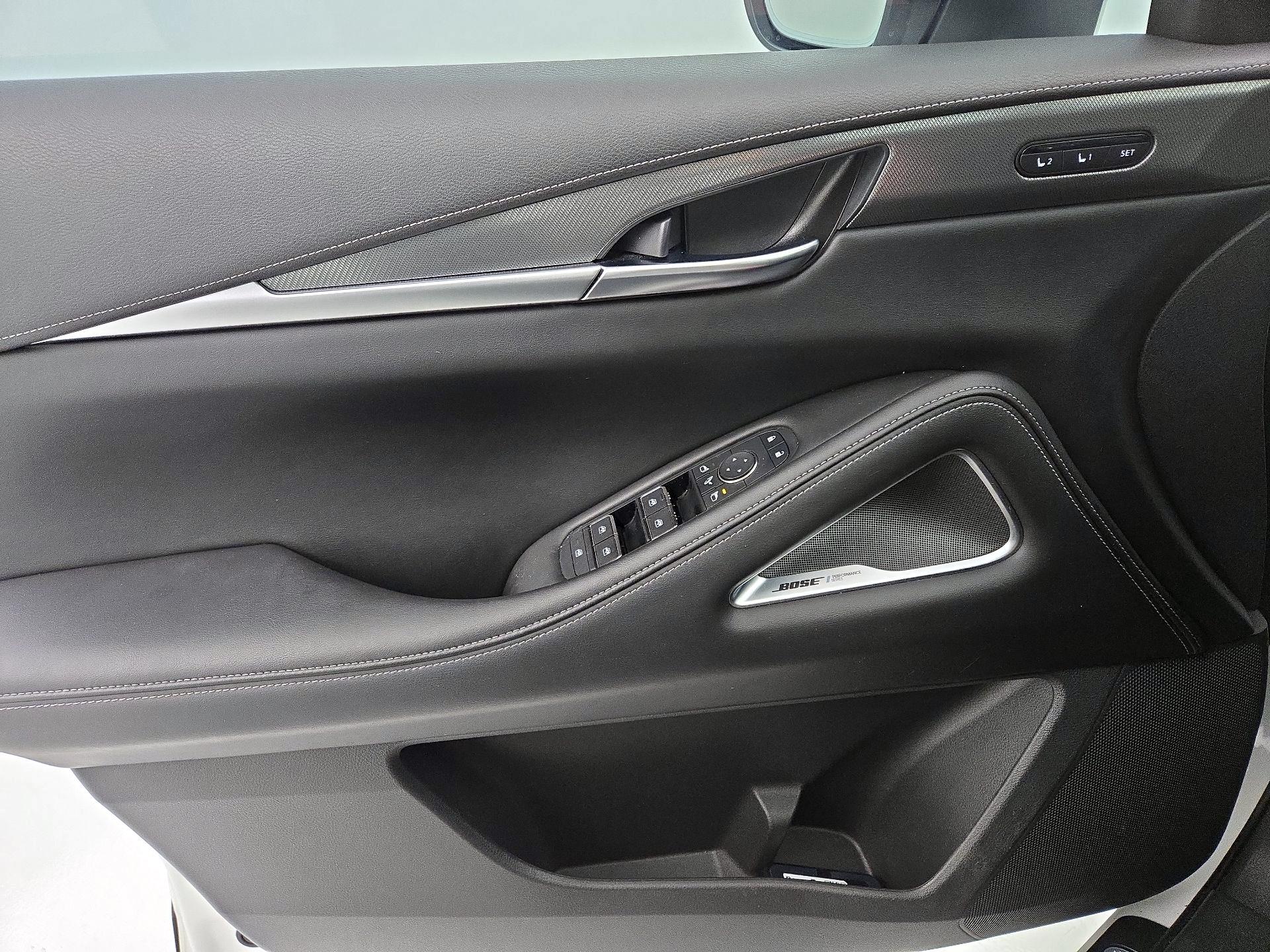 Thumbnail: 2023 INFINITI QX60 - 12