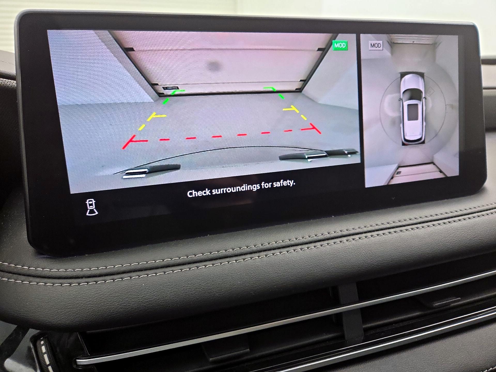 Thumbnail: 2023 INFINITI QX60 - 15