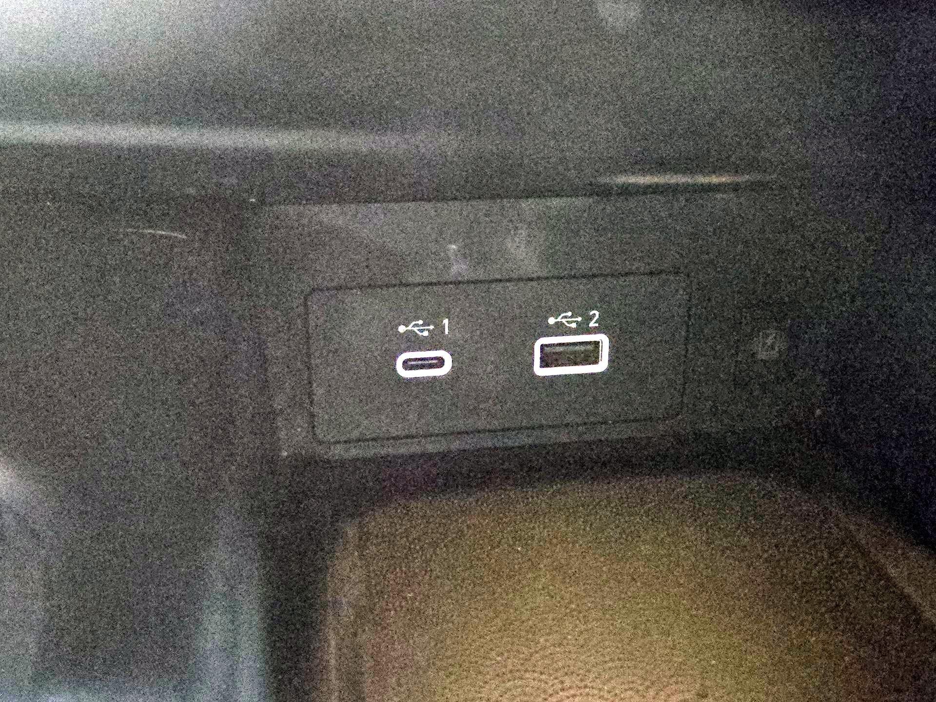 Thumbnail: 2023 INFINITI QX60 - 19