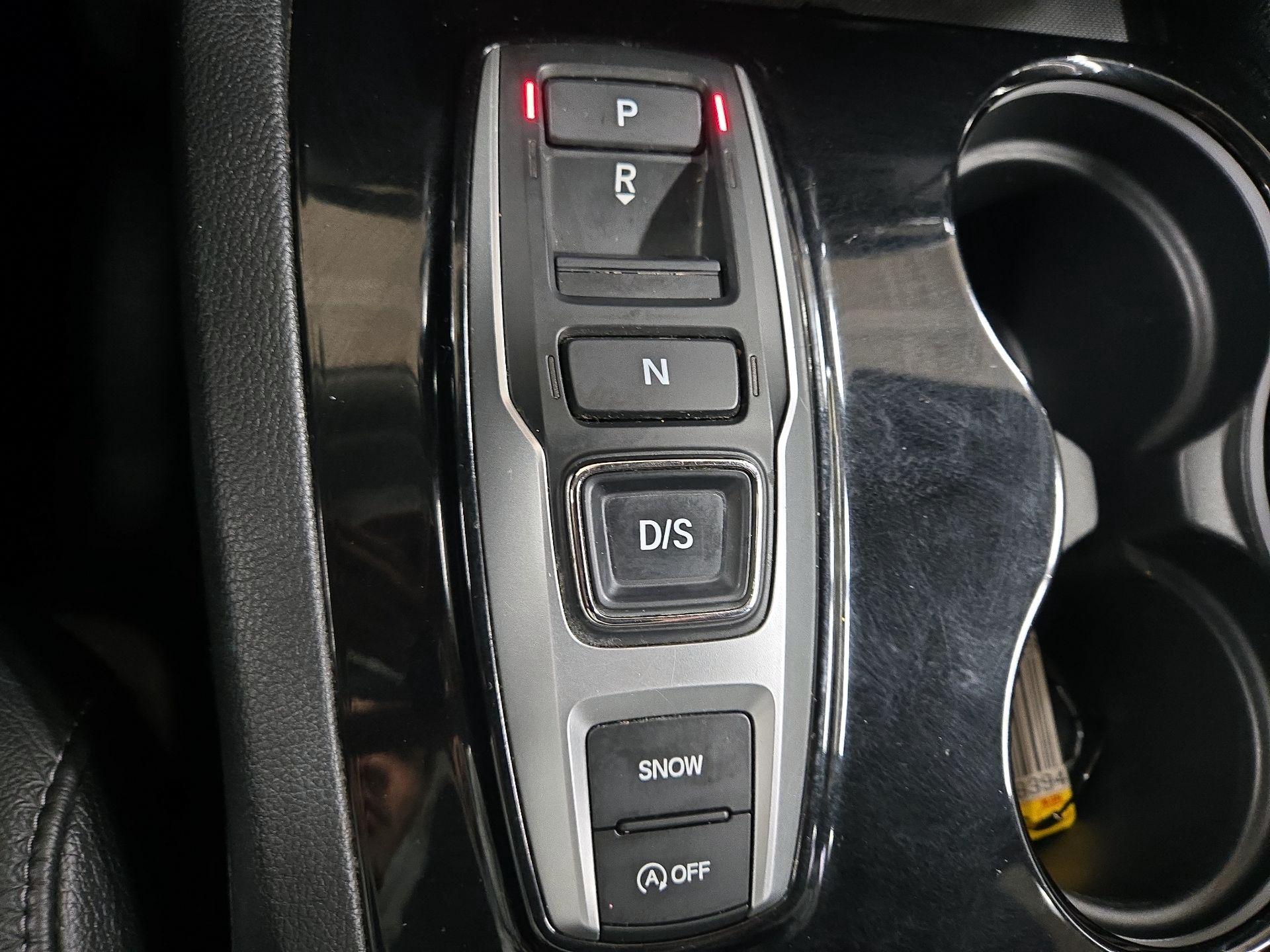 Thumbnail: 2020 Honda Pilot - 17