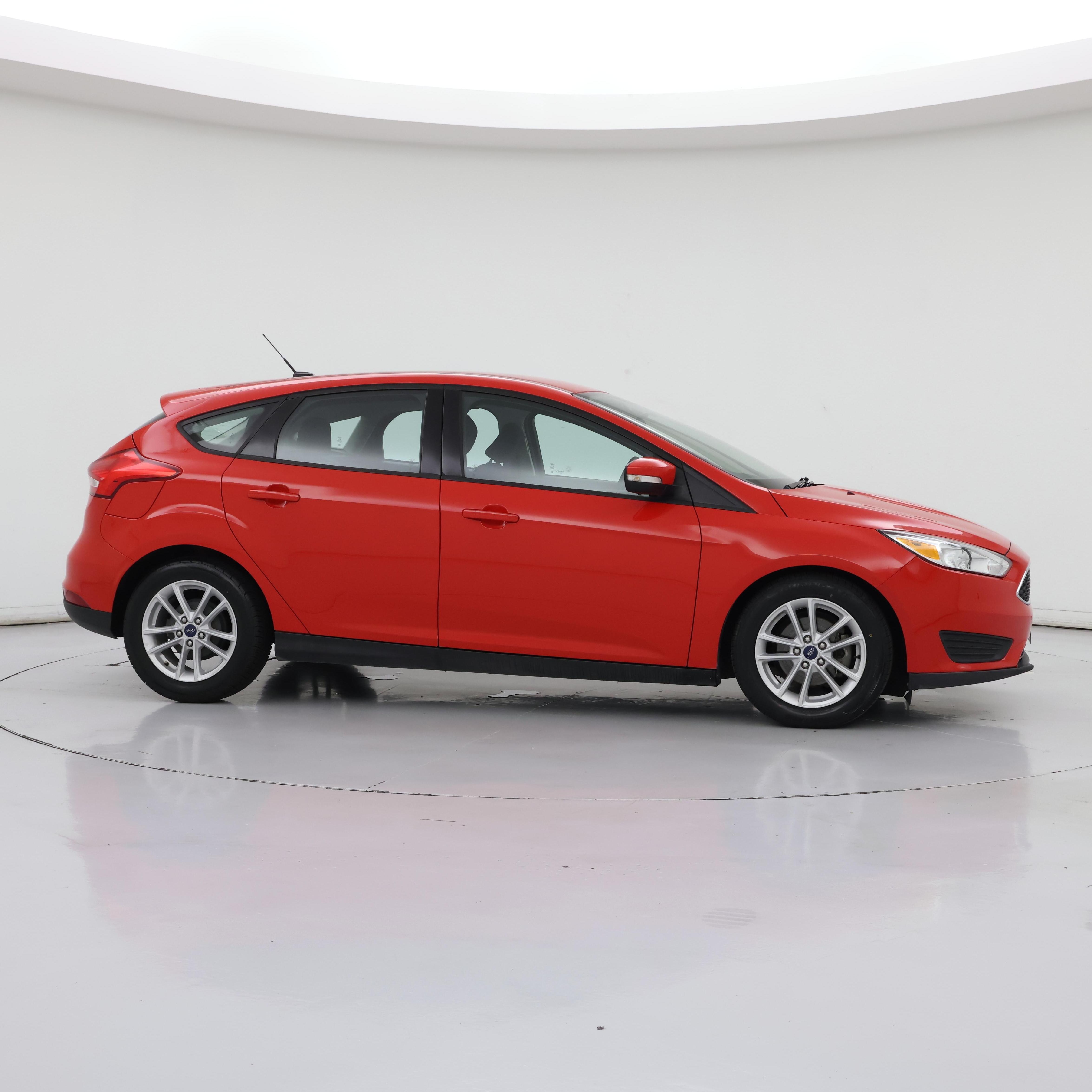 Thumbnail: 2017 Ford Focus - 7
