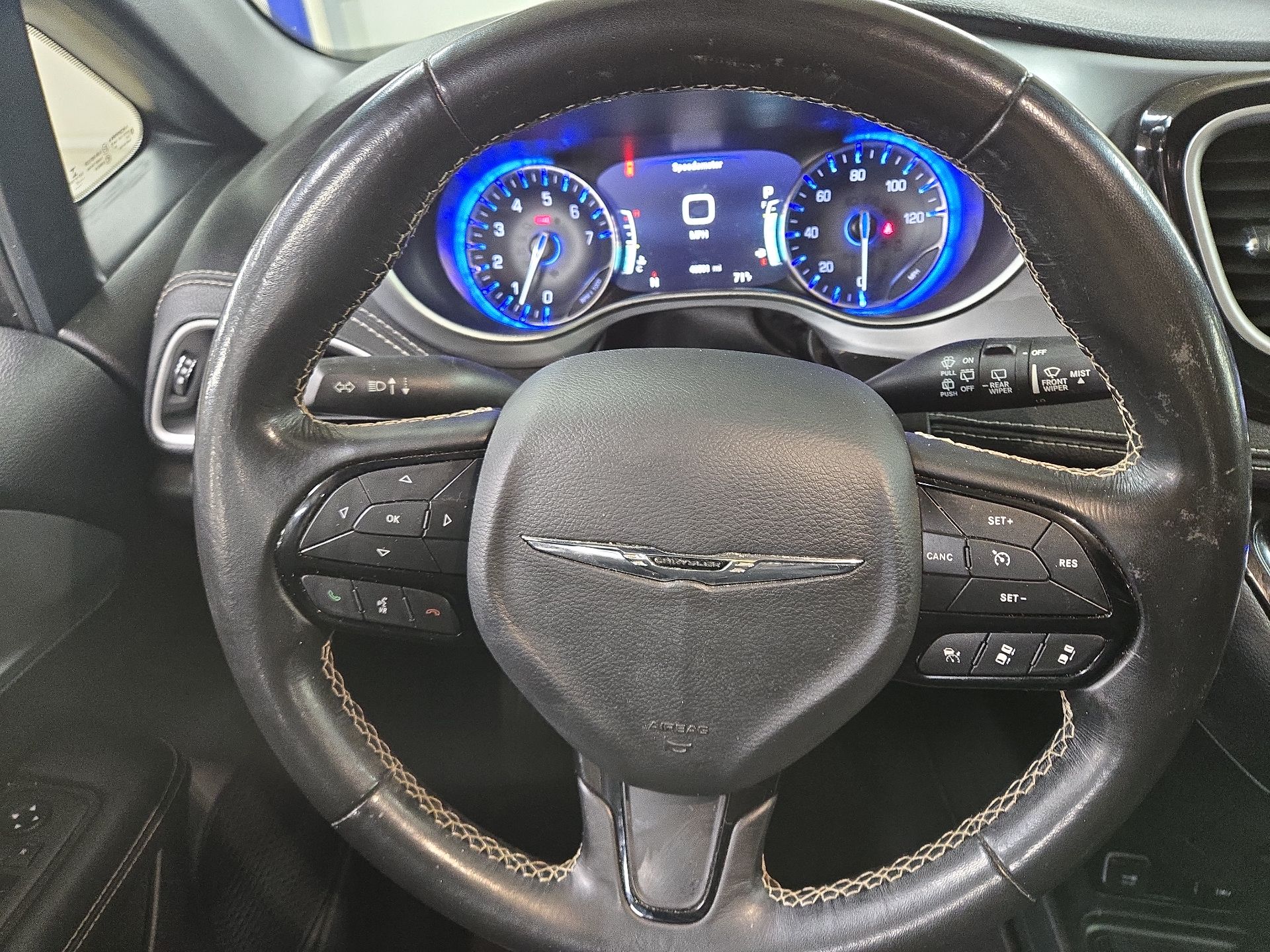 Thumbnail: 2021 Chrysler Pacifica - 10